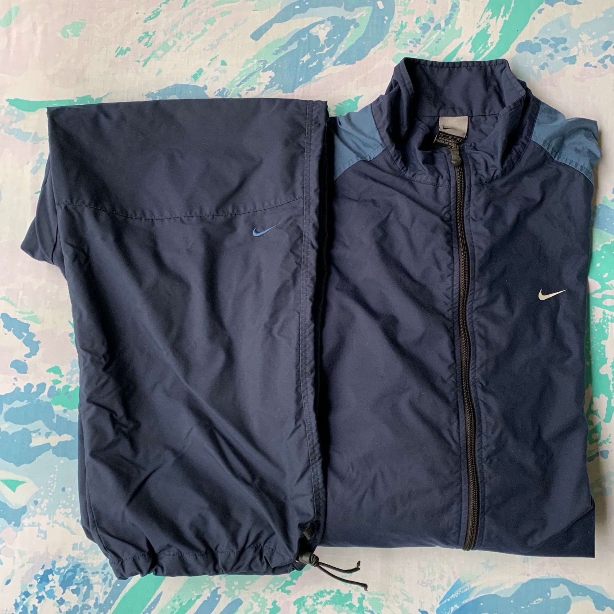 mens nike wind suit