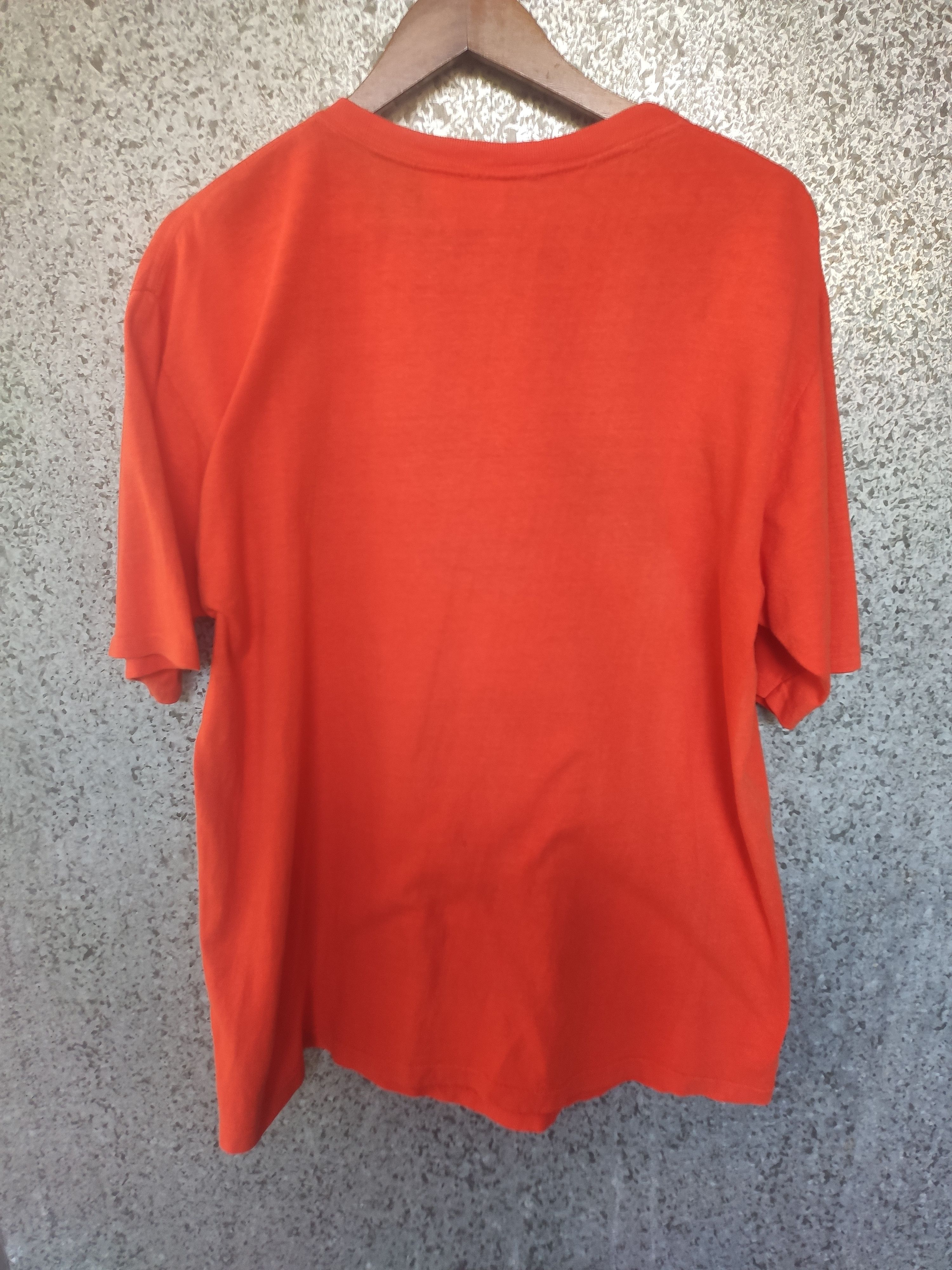 Peanuts 🔥 Vintage 70s Vintage Denver Broncos Schulz Snoopy t shirt Size US L / EU 52-54 / 3 - 3 Thumbnail