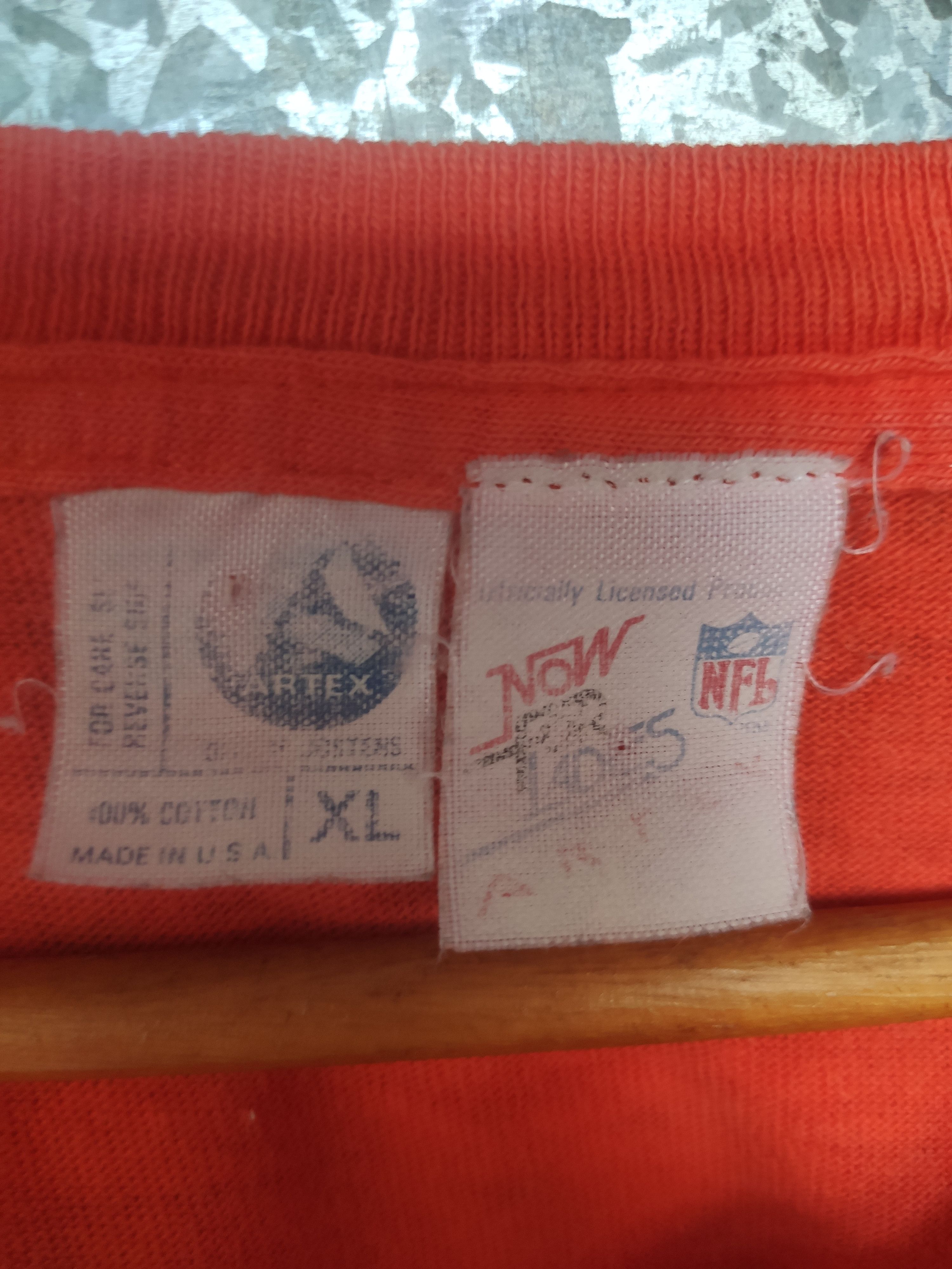 Peanuts 🔥 Vintage 70s Vintage Denver Broncos Schulz Snoopy t shirt Size US L / EU 52-54 / 3 - 4 Thumbnail