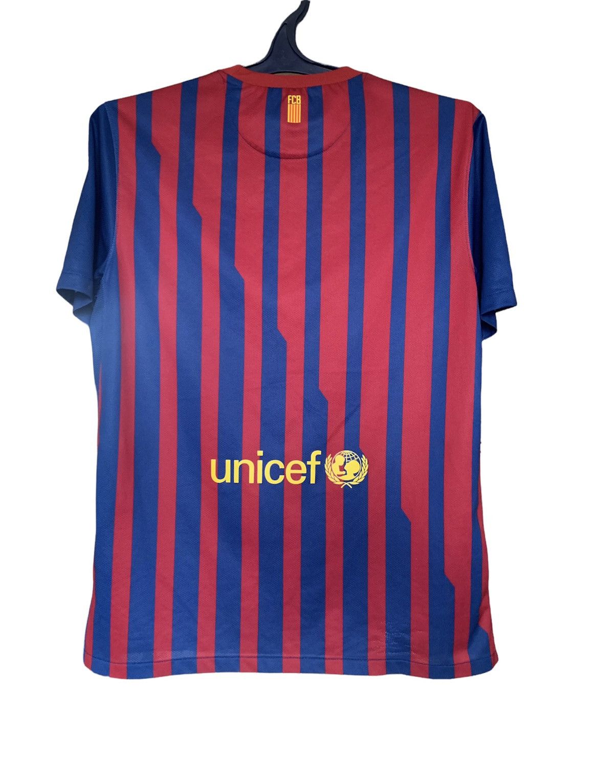 Nike 2010 Nike FC Barcelona soccer jersey vintage Size US L / EU 52-54 / 3 - 4 Thumbnail