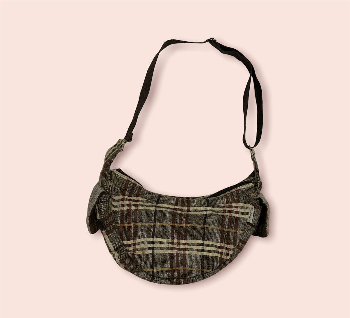 Columbia × Vintage VINTAGE COLUMBIA PLAIN BANANA CROSSBODY BAG Size ONE SIZE - 6 Thumbnail