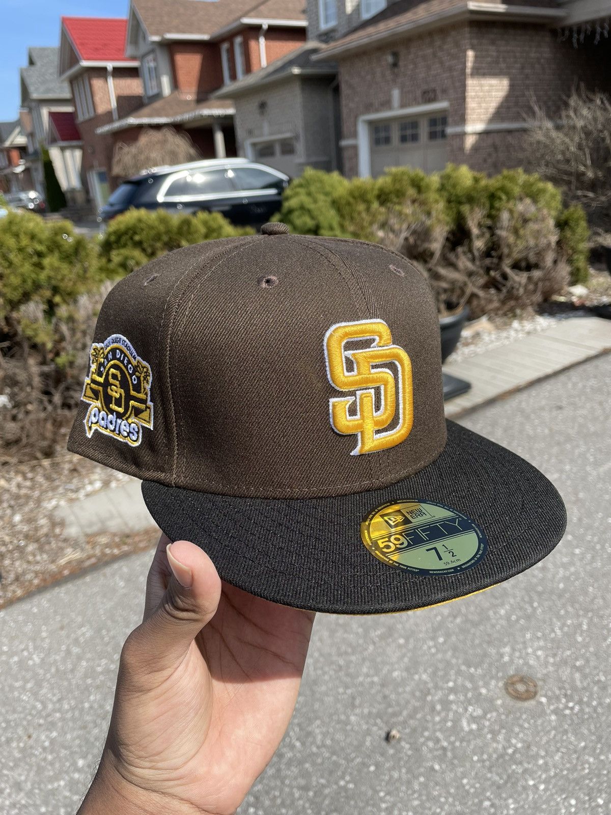 New Era San Diego Padres Retro Script 2-Tone Fitted Hat 73/8