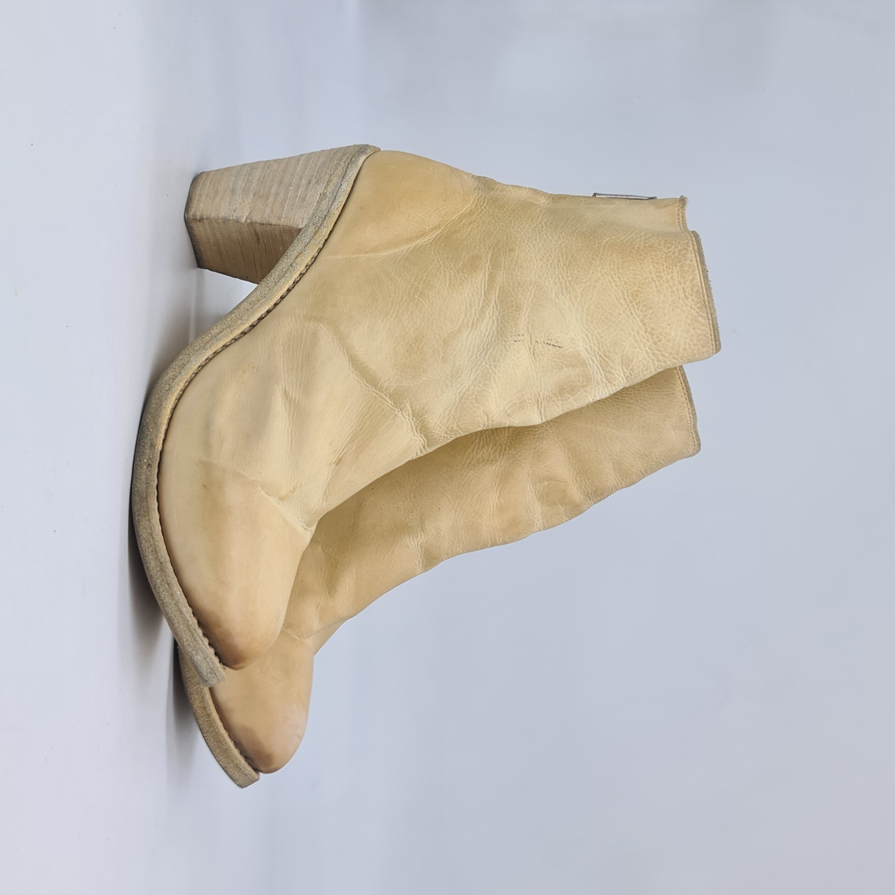 image of Guidi - 5006 High Heel Shoesed Back Zip Boots - Size 36 in Cream, Men's