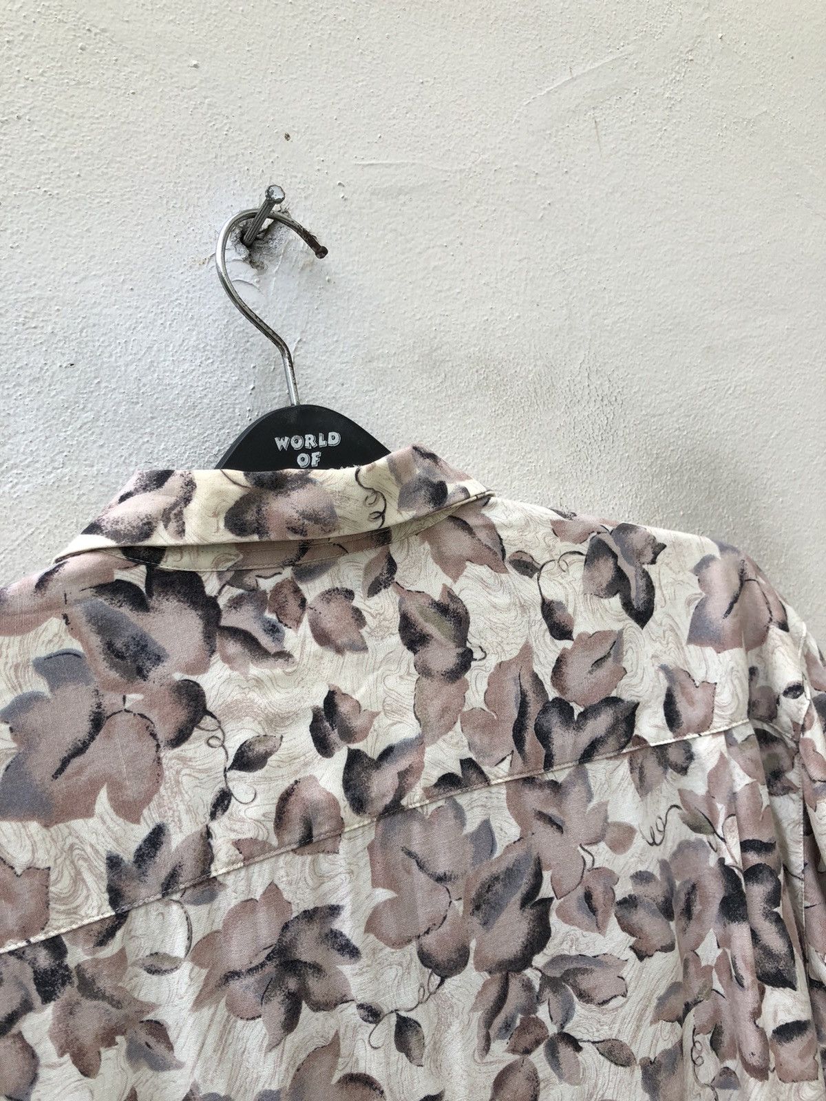 Vintage Vintage 90s Public Boy Japan Leaves Hawaiian Rayon Shirt Size US L / EU 52-54 / 3 - 10 Thumbnail