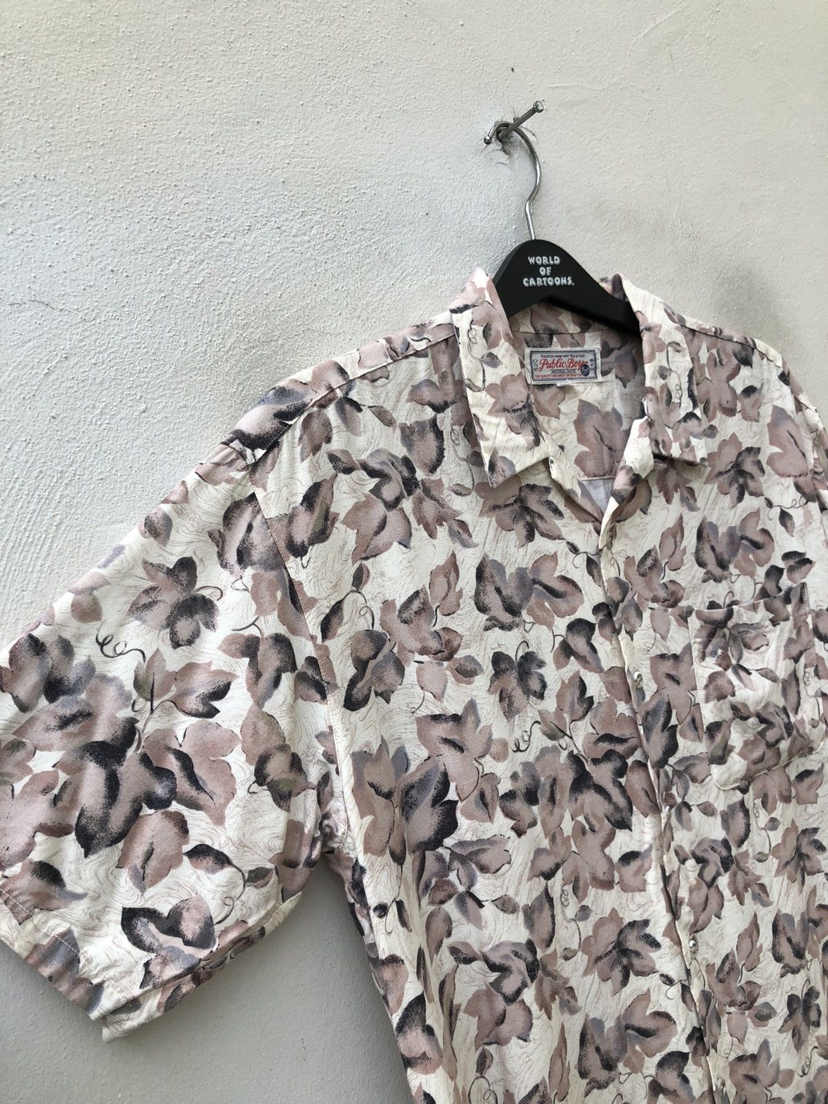 Vintage Vintage 90s Public Boy Japan Leaves Hawaiian Rayon Shirt Size US L / EU 52-54 / 3 - 7 Thumbnail
