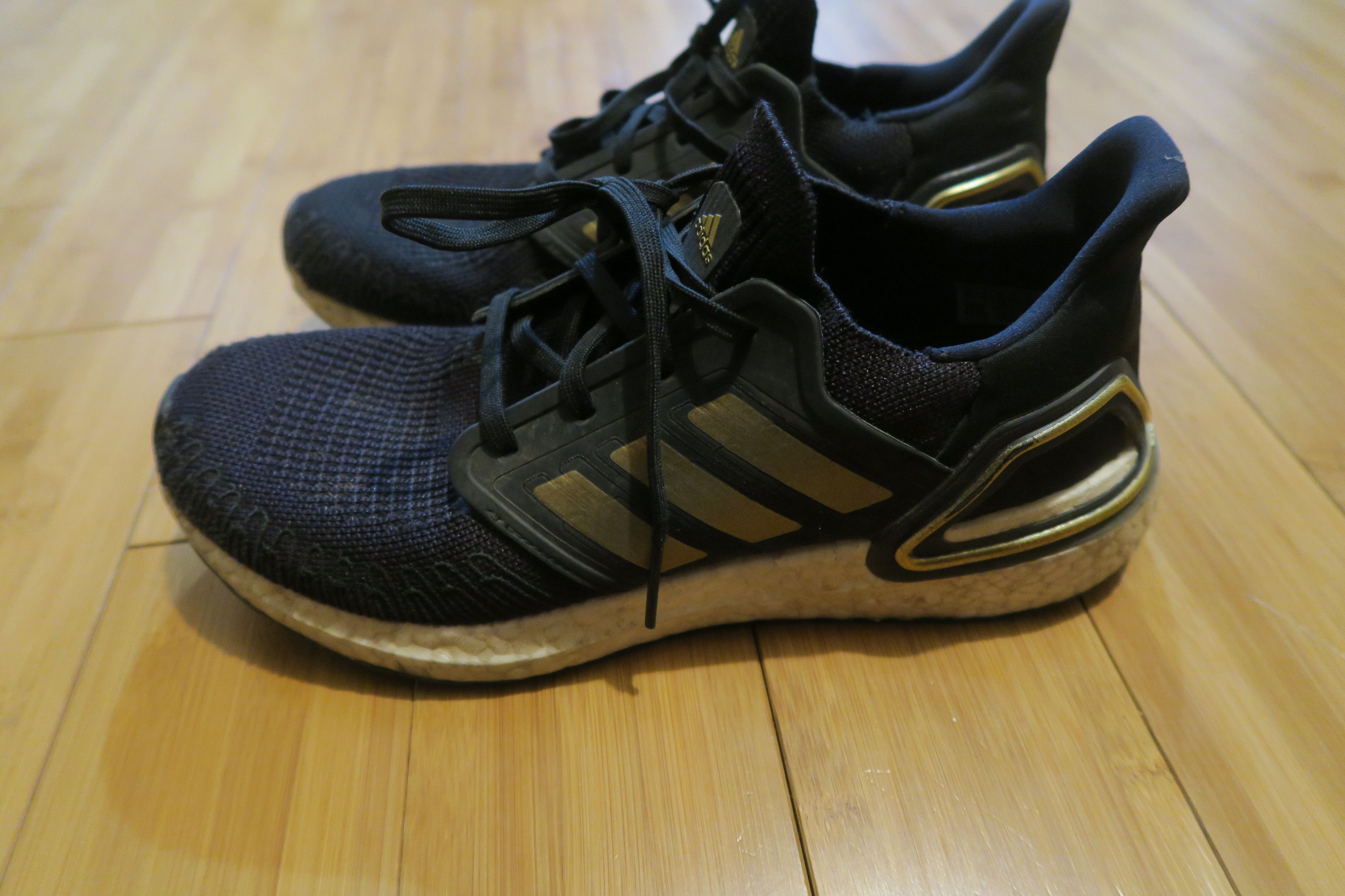 Sneakers Ultraboost 20 Black Gold Adidas Ultraboost 20 Running