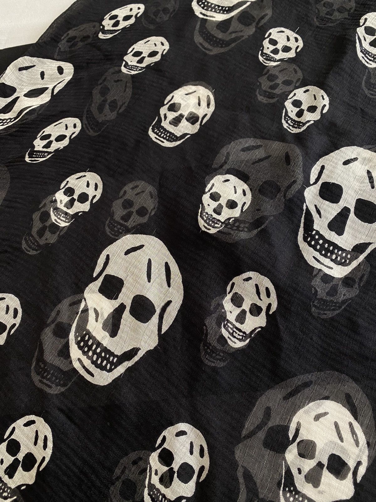 Alexander McQueen Classic Skull Scarf Size ONE SIZE - 5 Thumbnail