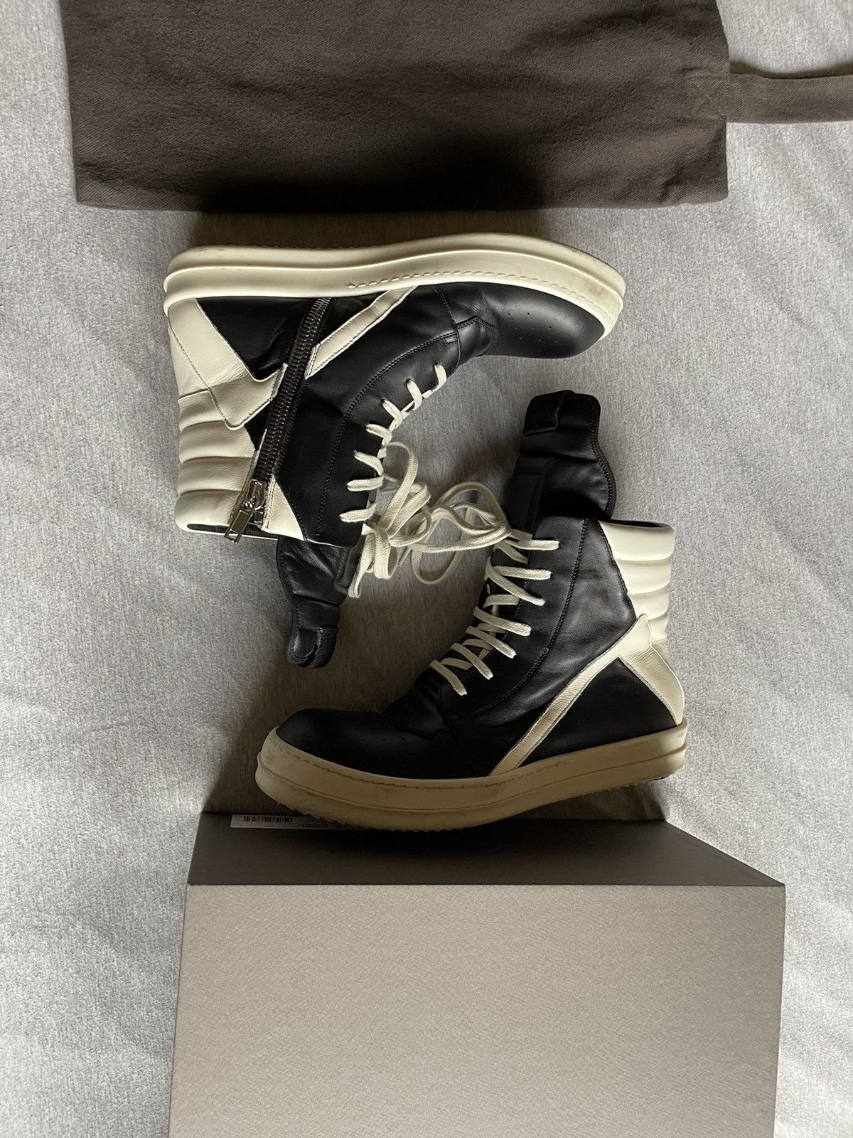 GEOBASKET WITH HEEL TAPS INSTALLED