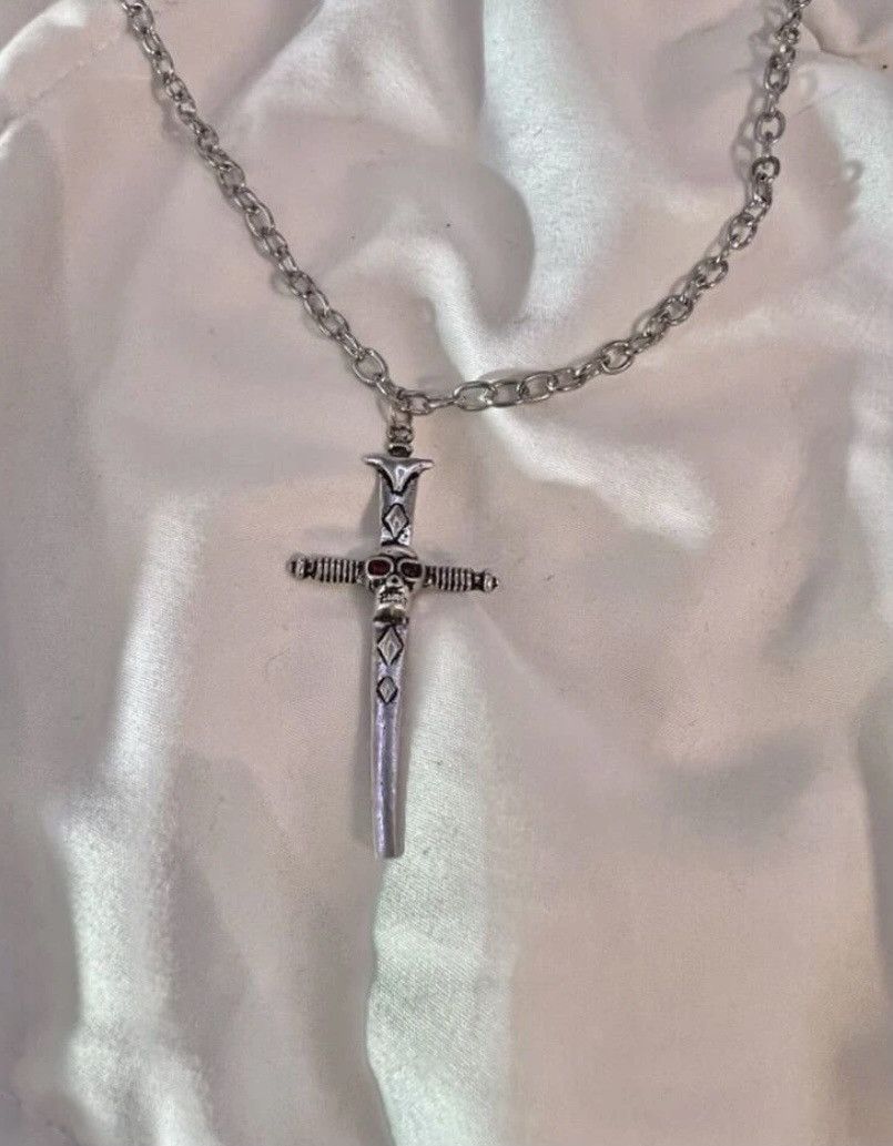 Vintage Silver skull sword pendant Size ONE SIZE - 1 Thumbnail