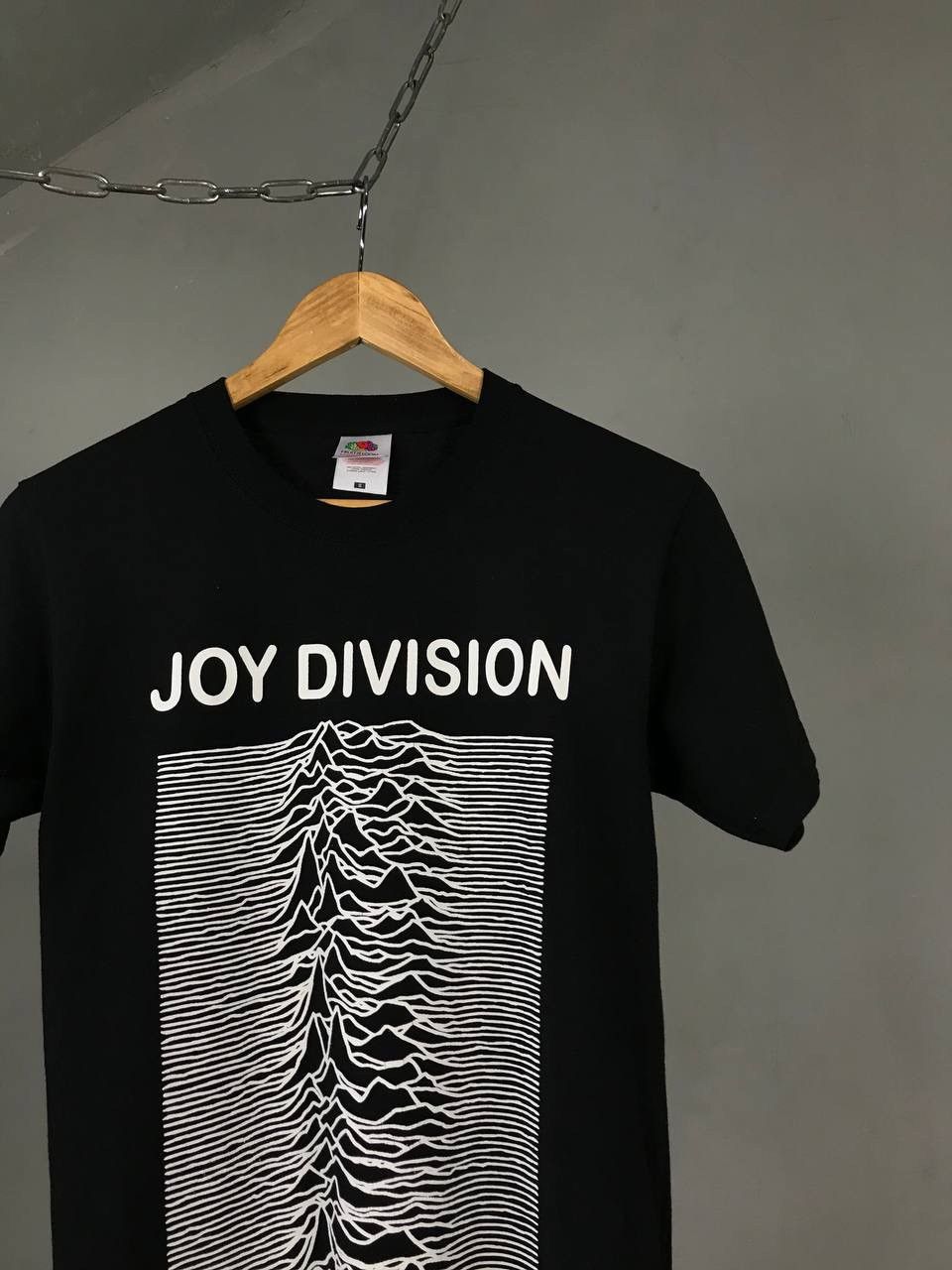 Band Tees × Joy Division × Vintage Joy Division Unknown Pleasures vintage rock band tee Size US S / EU 44-46 / 1 - 2 Thumbnail