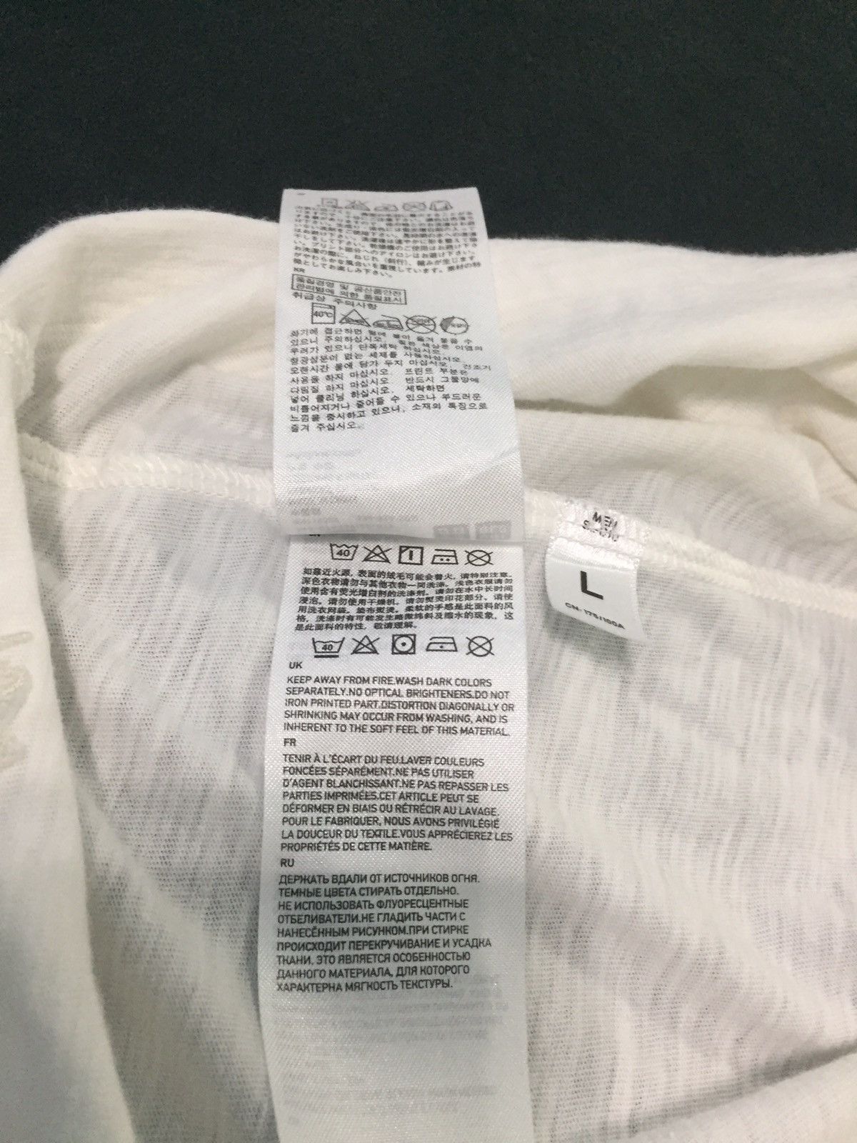 Japanese Brand × Jun Takahashi × Undercover UNDERCOVER x UNIQLO NEW STANDARD FAMILY BIG DESIGN SHIRT Size US L / EU 52-54 / 3 - 6 Thumbnail