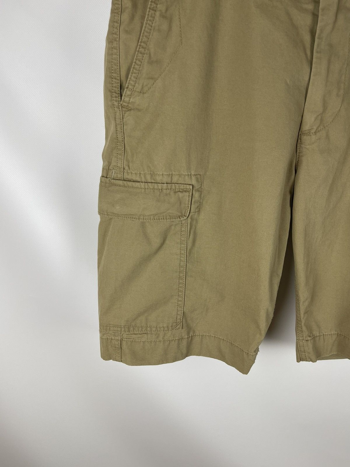 Gap Gap vintage beige cargo shorts travis Scott style Size US 33 - 2 Thumbnail