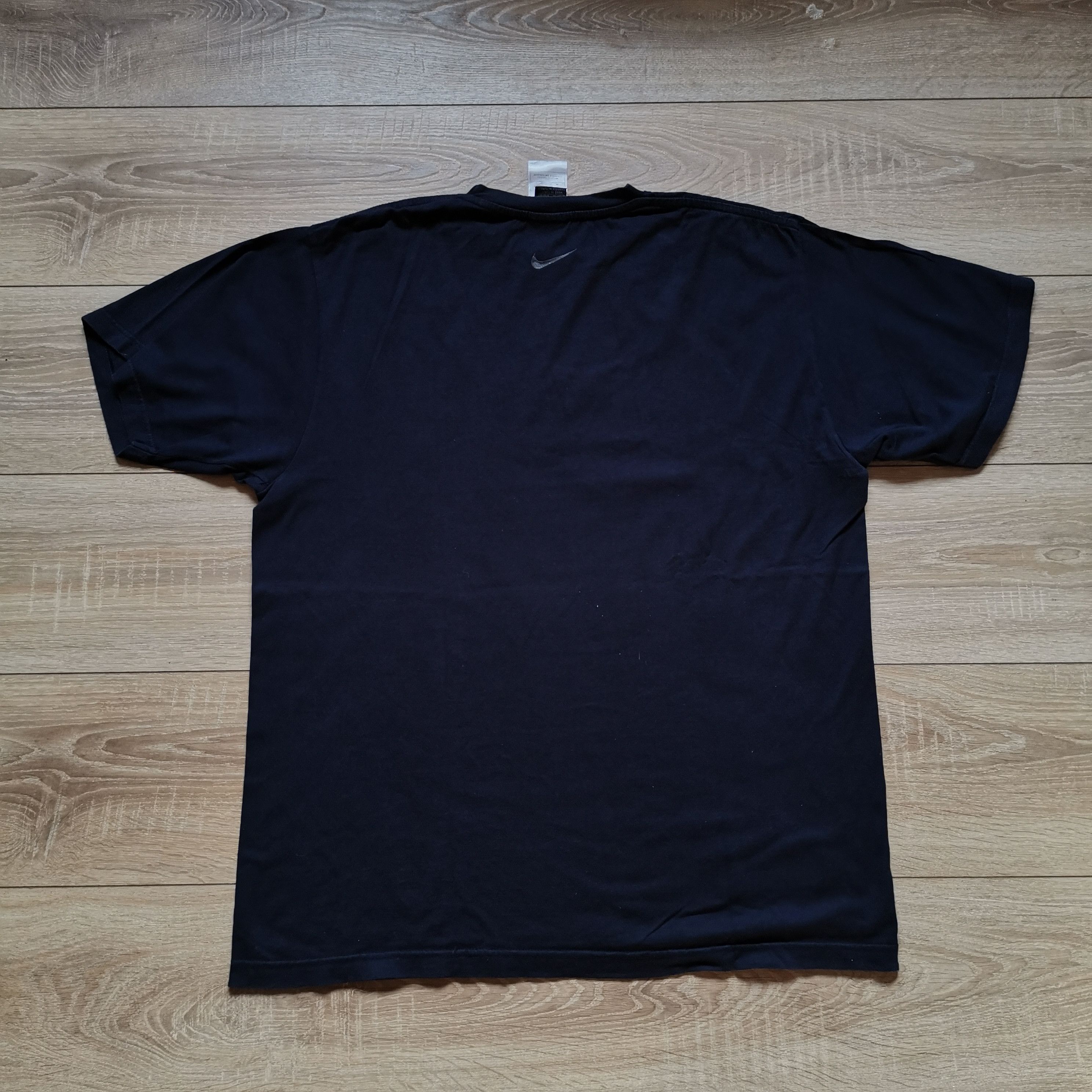 Nike Nike vintage 2 big logo swoosh tee shirt Size US L / EU 52-54 / 3 - 2 Thumbnail