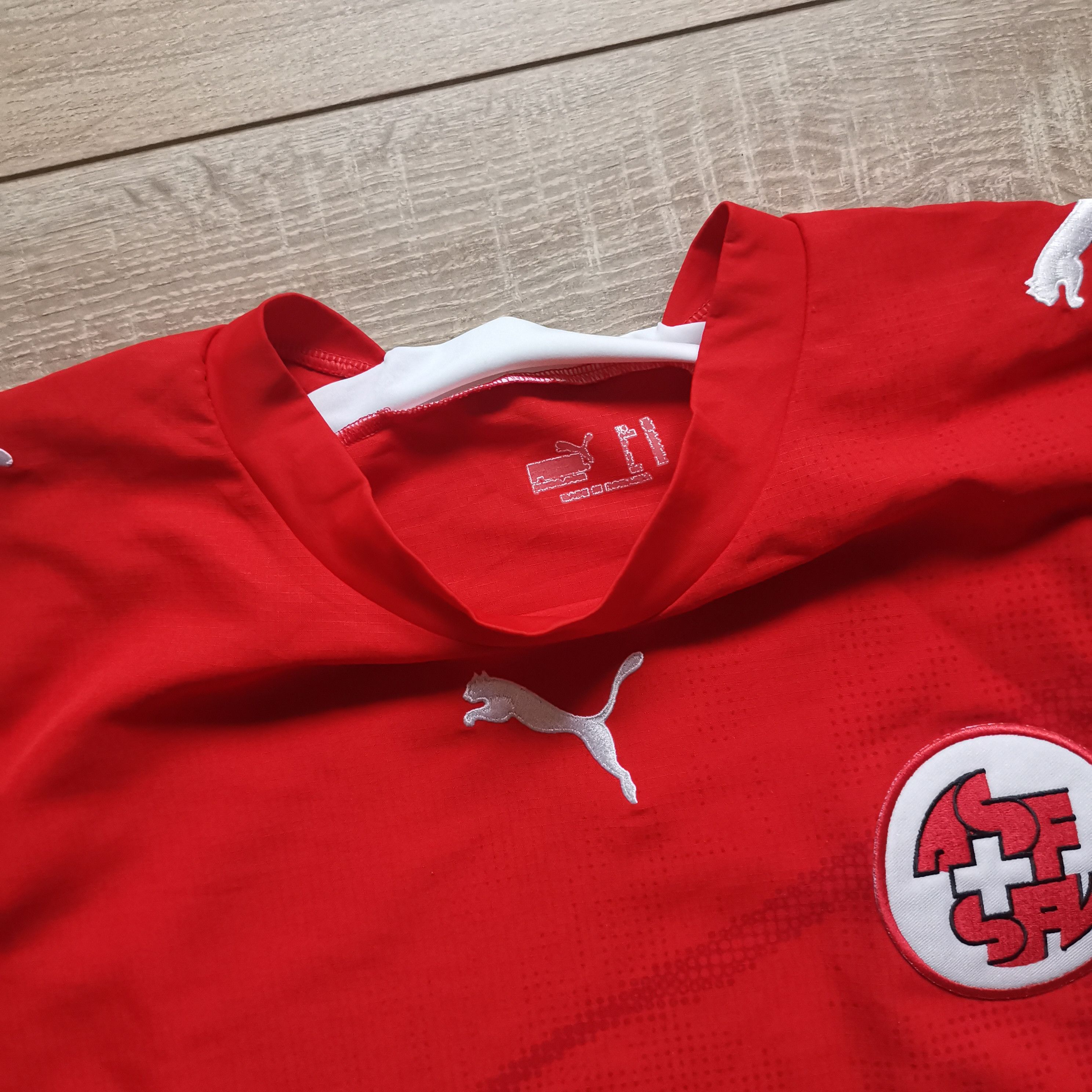 Puma Puma Switzerland 2006 2008 home jersey size XL Size US XL / EU 56 / 4 - 2 Thumbnail