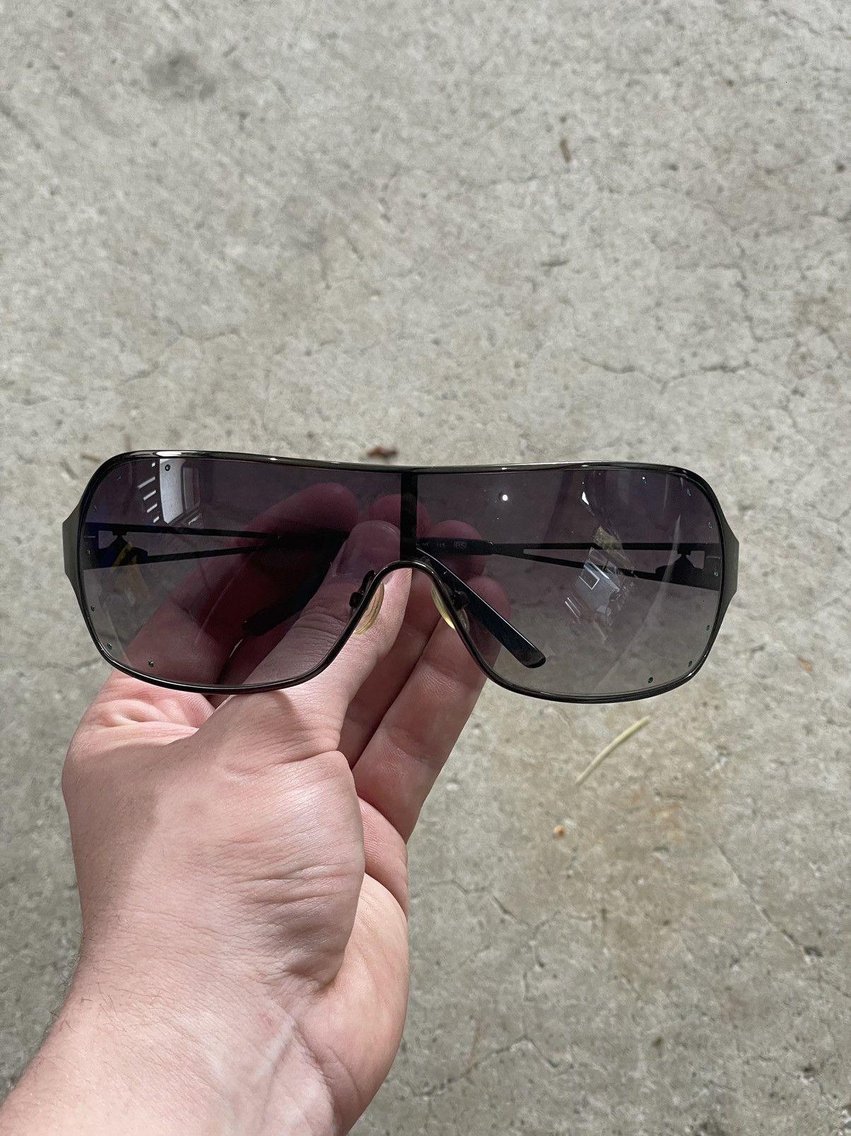Vivienne Westwood Vivienne Westwood Emerald Shield Sunglasses Size ONE SIZE - 6 Thumbnail