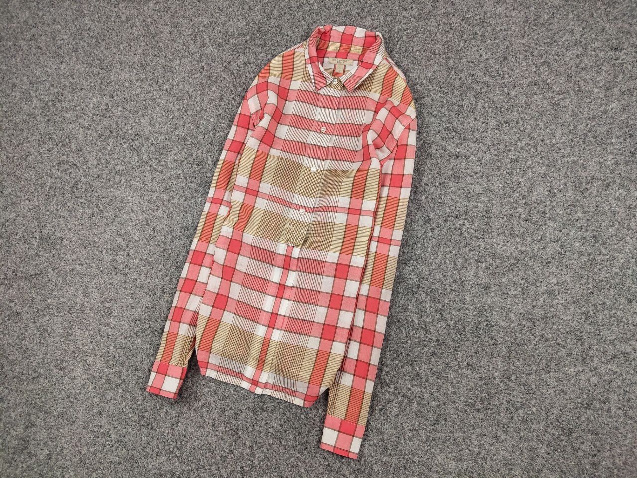 Burberry Burberry Brit Cream Big nova check Women's Button Shirt Size ONE SIZE - 3 Thumbnail