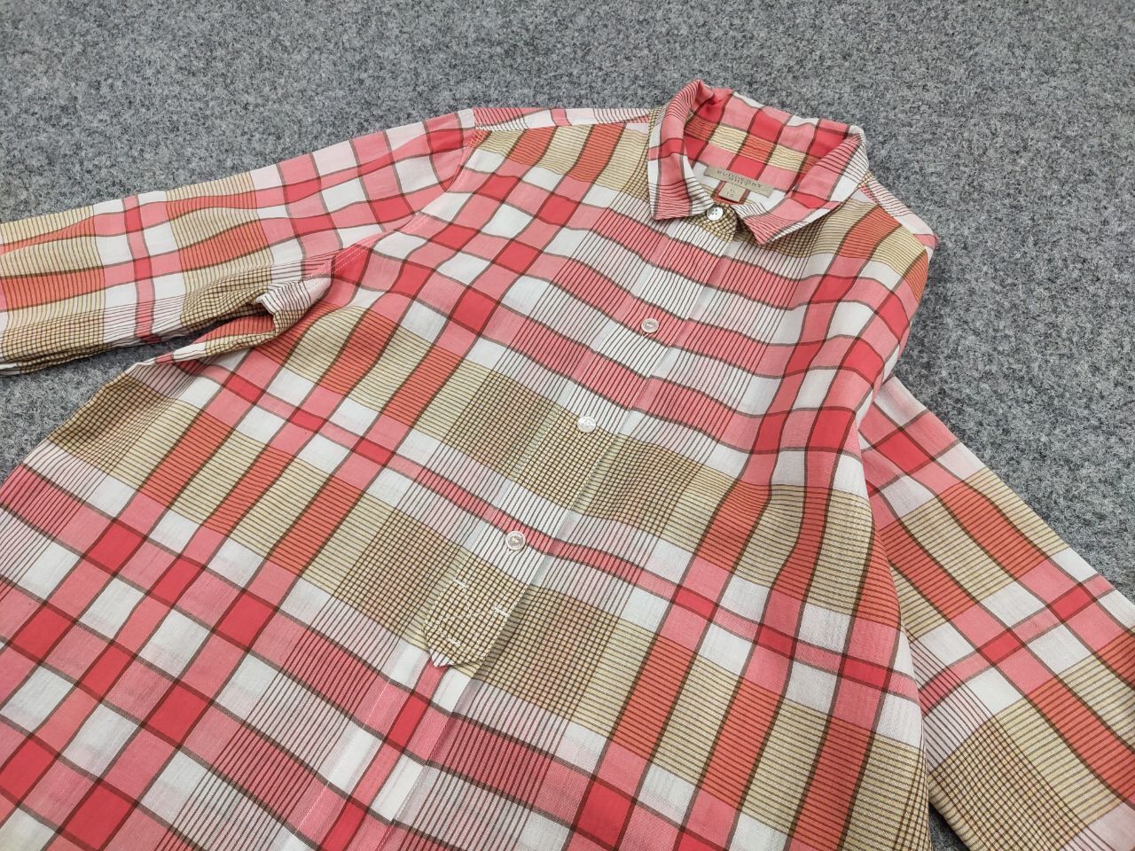 Burberry Burberry Brit Cream Big nova check Women's Button Shirt Size ONE SIZE - 14 Thumbnail