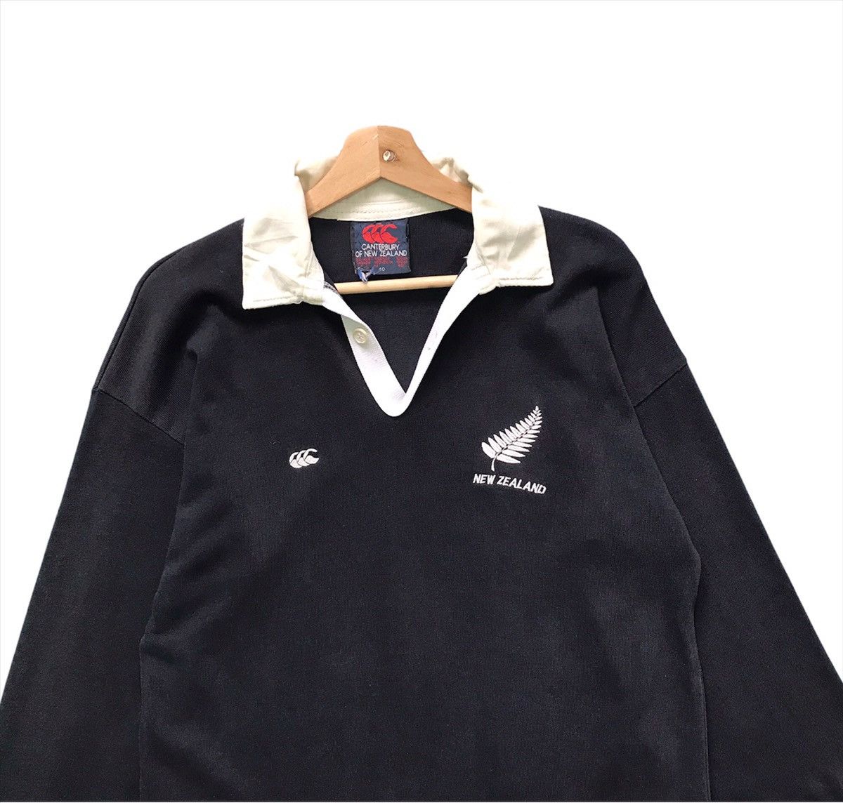 Canterbury of New Zealand × Vintage Vintage Canterbury Of New Zealand Collar Sweatshirt Size M Size US M / EU 48-50 / 2 - 4 Thumbnail