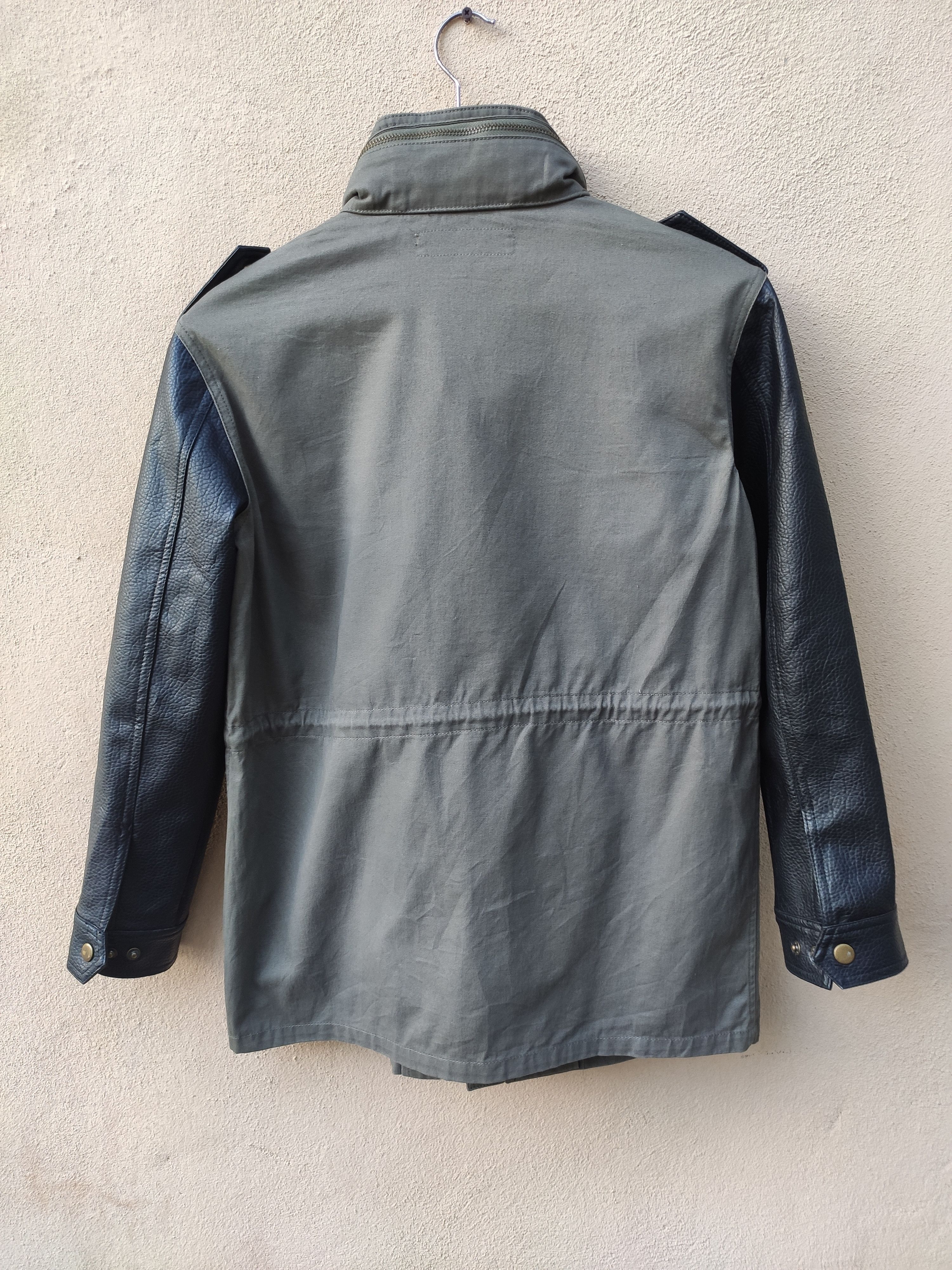 Japanese Brand Rivet and Surge jacket with patches Size US S / EU 44-46 / 1 - 4 Thumbnail
