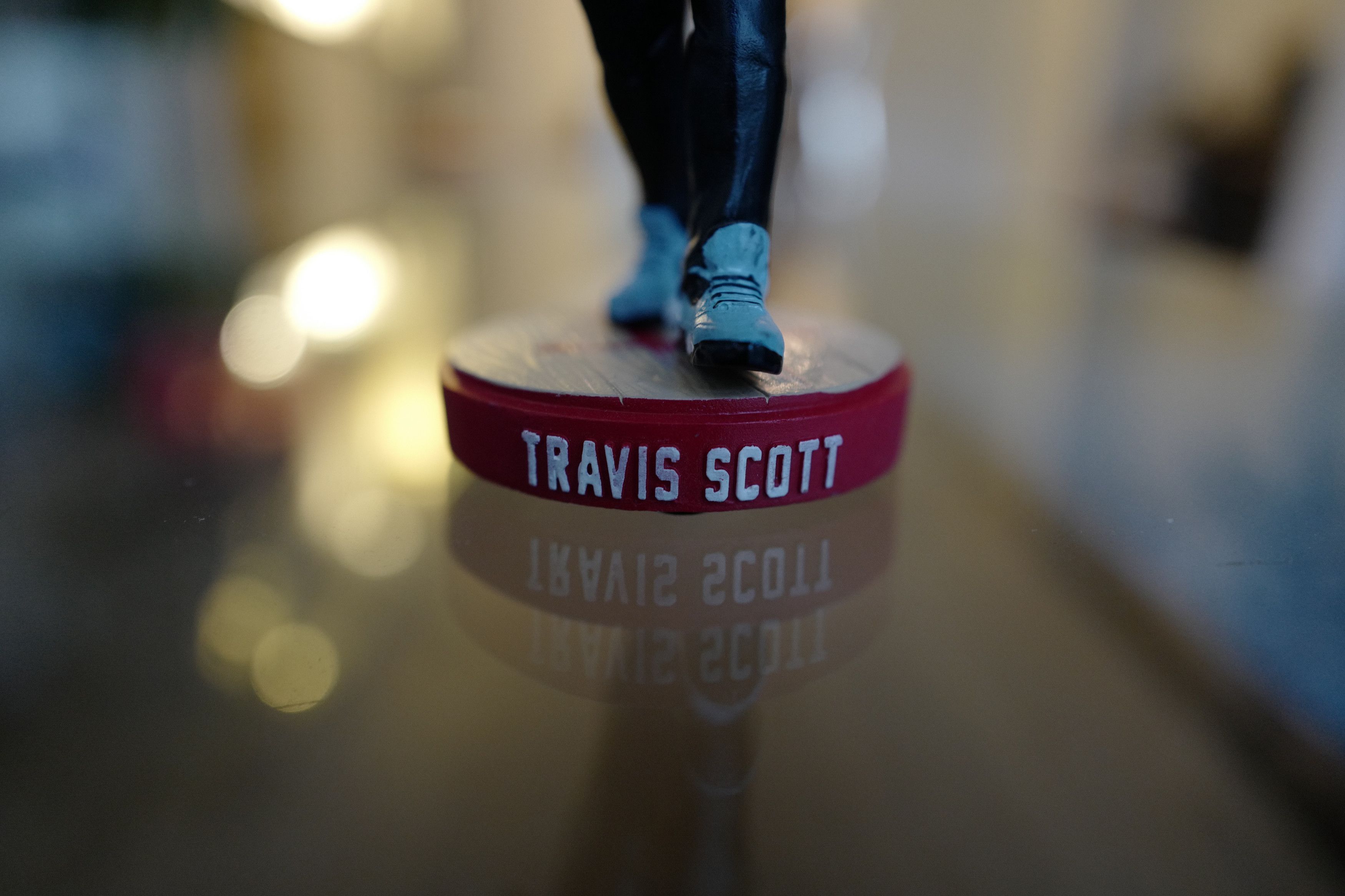 Travis Scott Cactus Jack x Travis Scott - Bobble Head Size ONE SIZE - 4 Thumbnail
