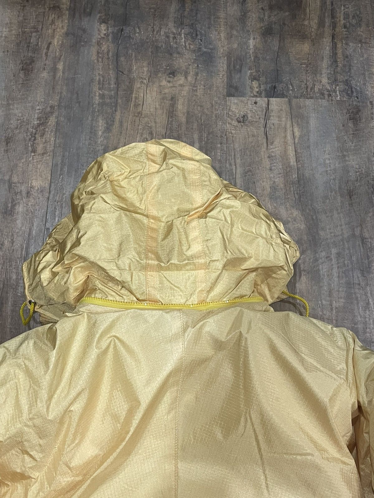 Moncler Moncler Yellow Down Fill Puffer Jacket Embroidered Logo Size US S / EU 44-46 / 1 - 10 Thumbnail