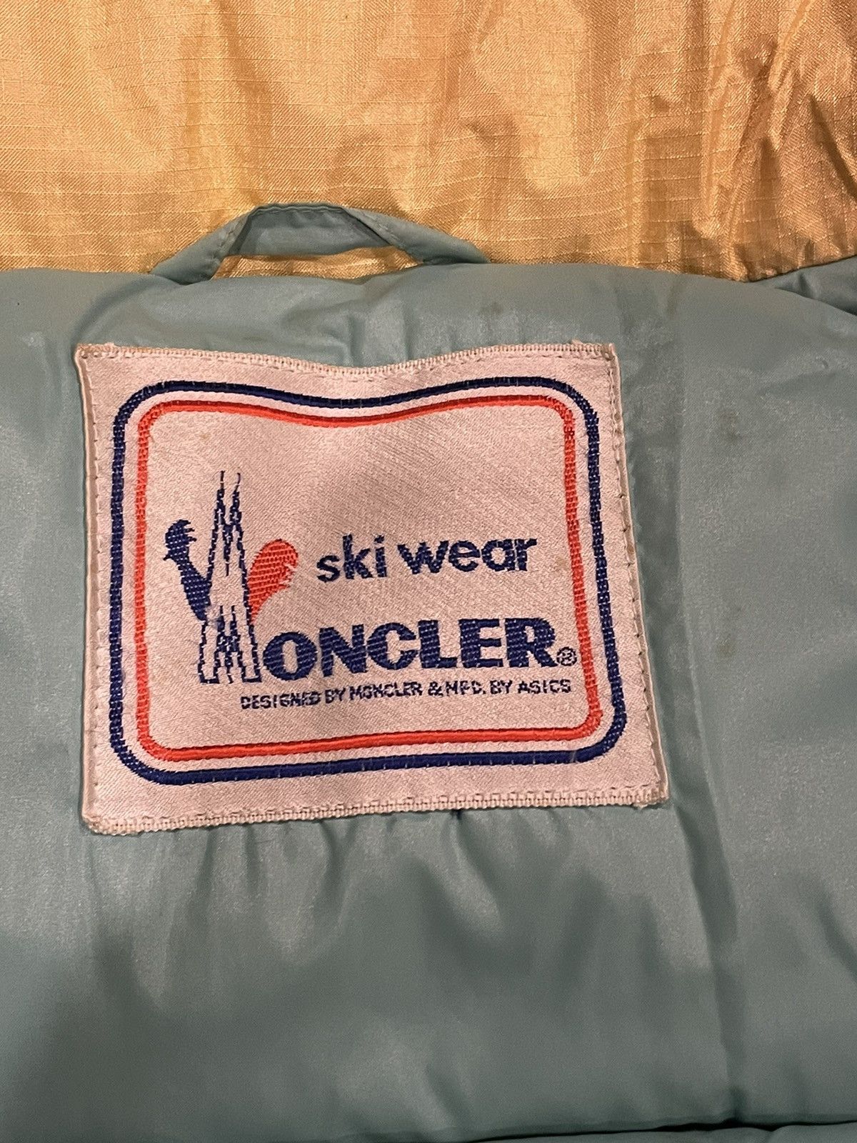 Moncler Moncler Yellow Down Fill Puffer Jacket Embroidered Logo Size US S / EU 44-46 / 1 - 14 Thumbnail