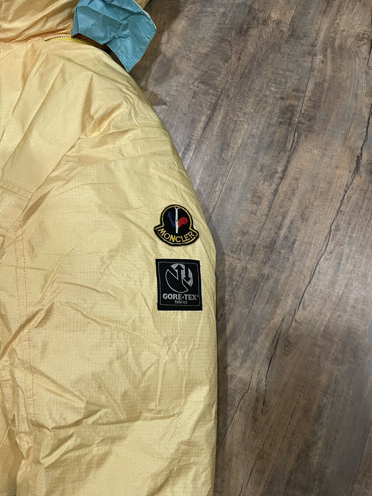 Moncler Moncler Yellow Down Fill Puffer Jacket Embroidered Logo Size US S / EU 44-46 / 1 - 2 Thumbnail