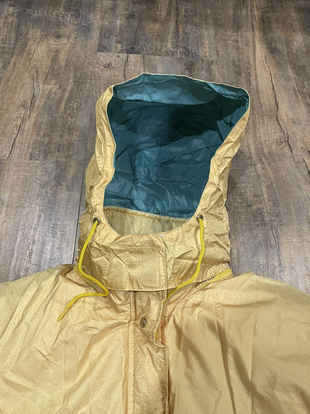 Moncler Moncler Yellow Down Fill Puffer Jacket Embroidered Logo Size US S / EU 44-46 / 1 - 7 Thumbnail