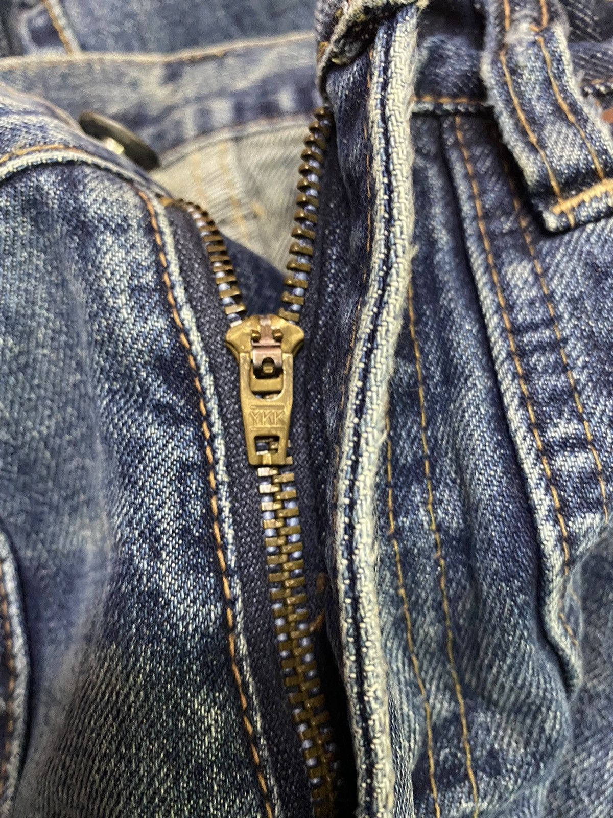 Japanese Brand JAPANESE BRAND R.N.A INC MULTIZIPPER DISTRESSED DENIM JEANS Size US 31 - 6 Thumbnail