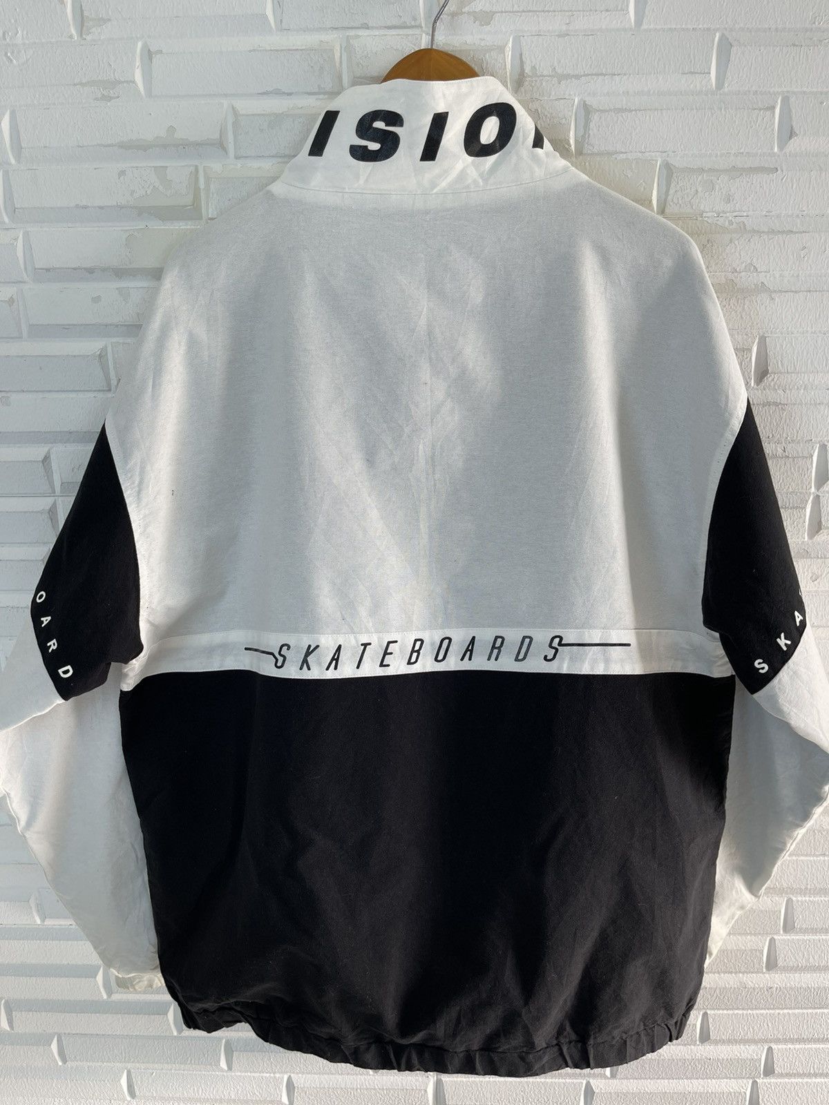 Vision Streetwear Vision Streetwear Skateboarding Windbreaker Size US L / EU 52-54 / 3 - 3 Thumbnail