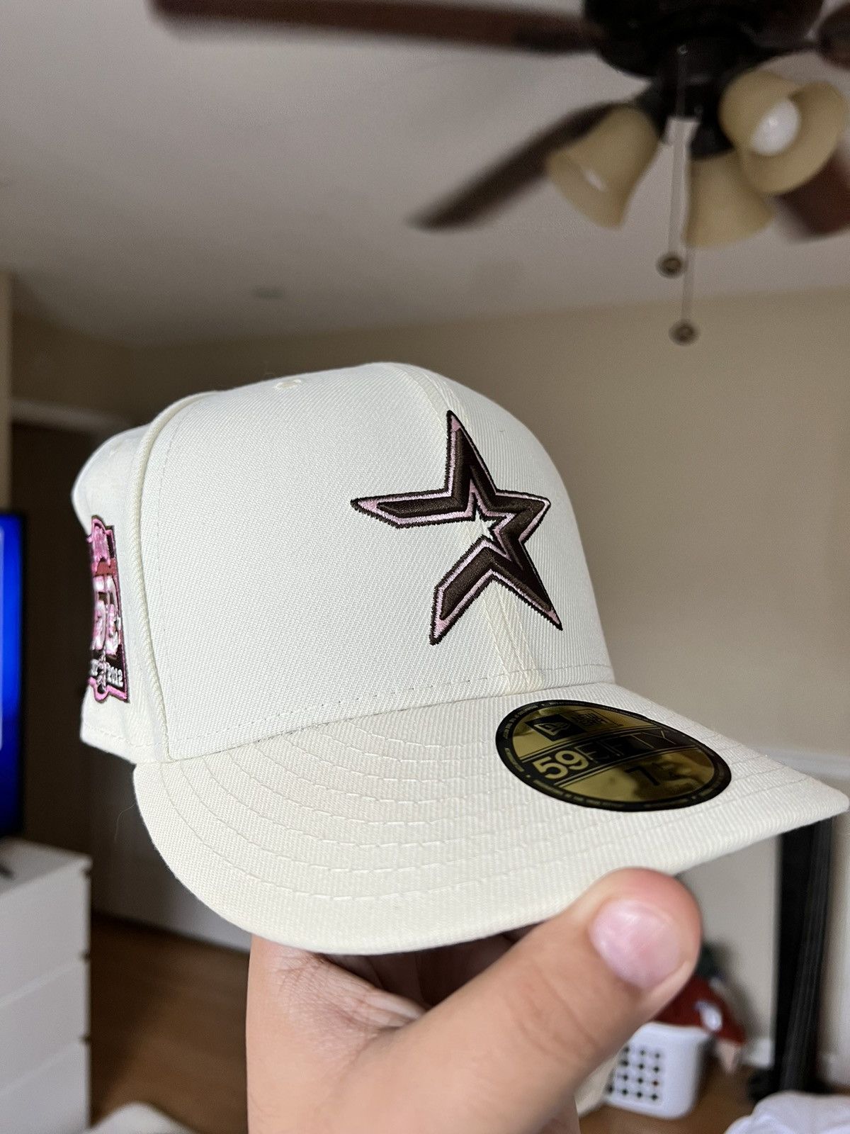 Hat Club Lids HD Neapolitan Astros 7 1/4 Size ONE SIZE - 1 Thumbnail
