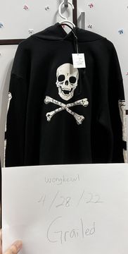 Vlone skull outlet and bones tee