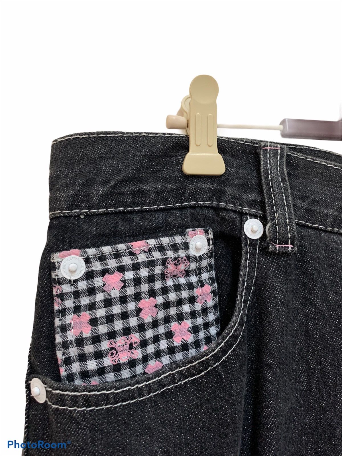 One Piece One piece denim pants big logo spell out anime pants Size US 35 - 5 Thumbnail