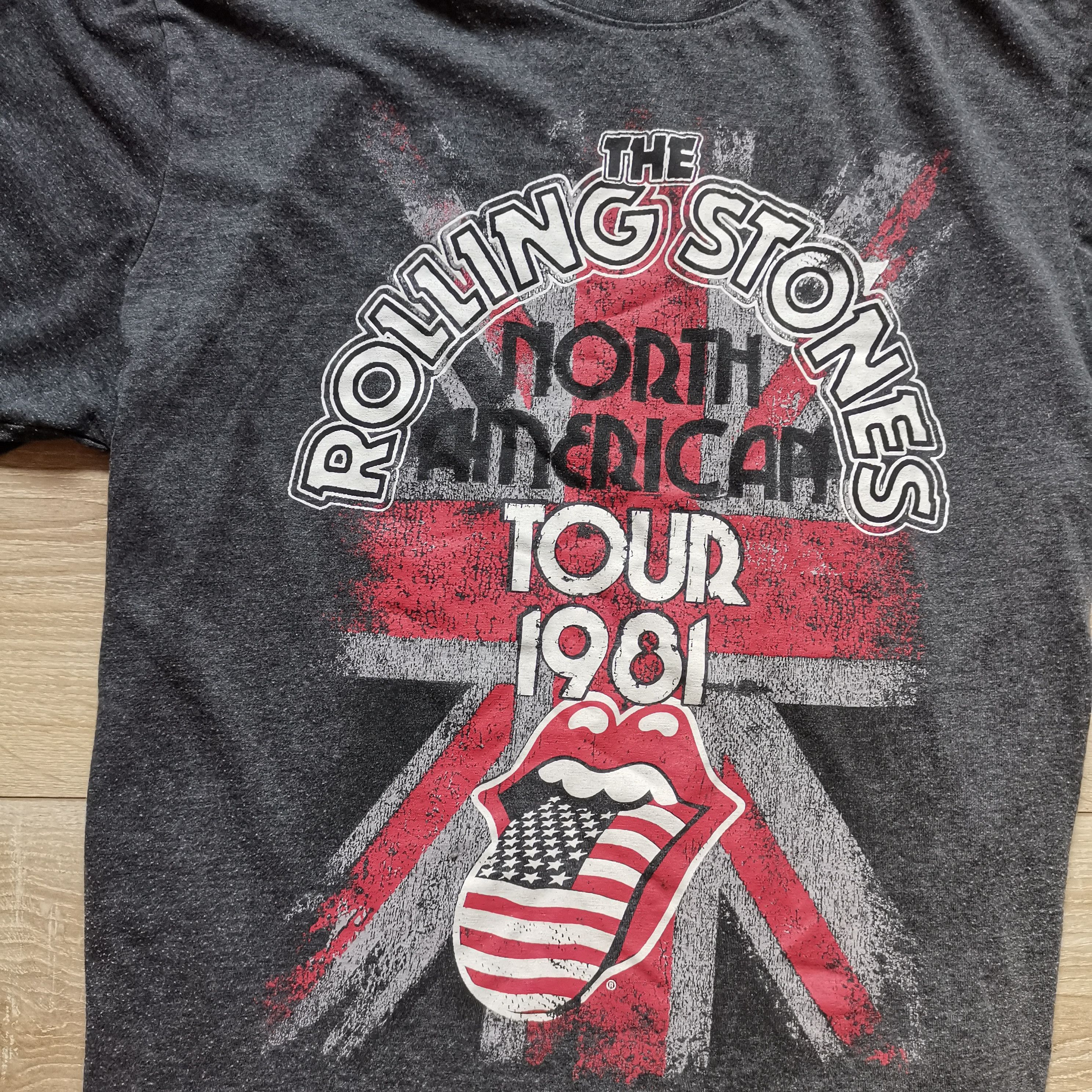 Band Tees 2013 The Rolling Stones North America 1981 tour tee Size US M / EU 48-50 / 2 - 2 Thumbnail
