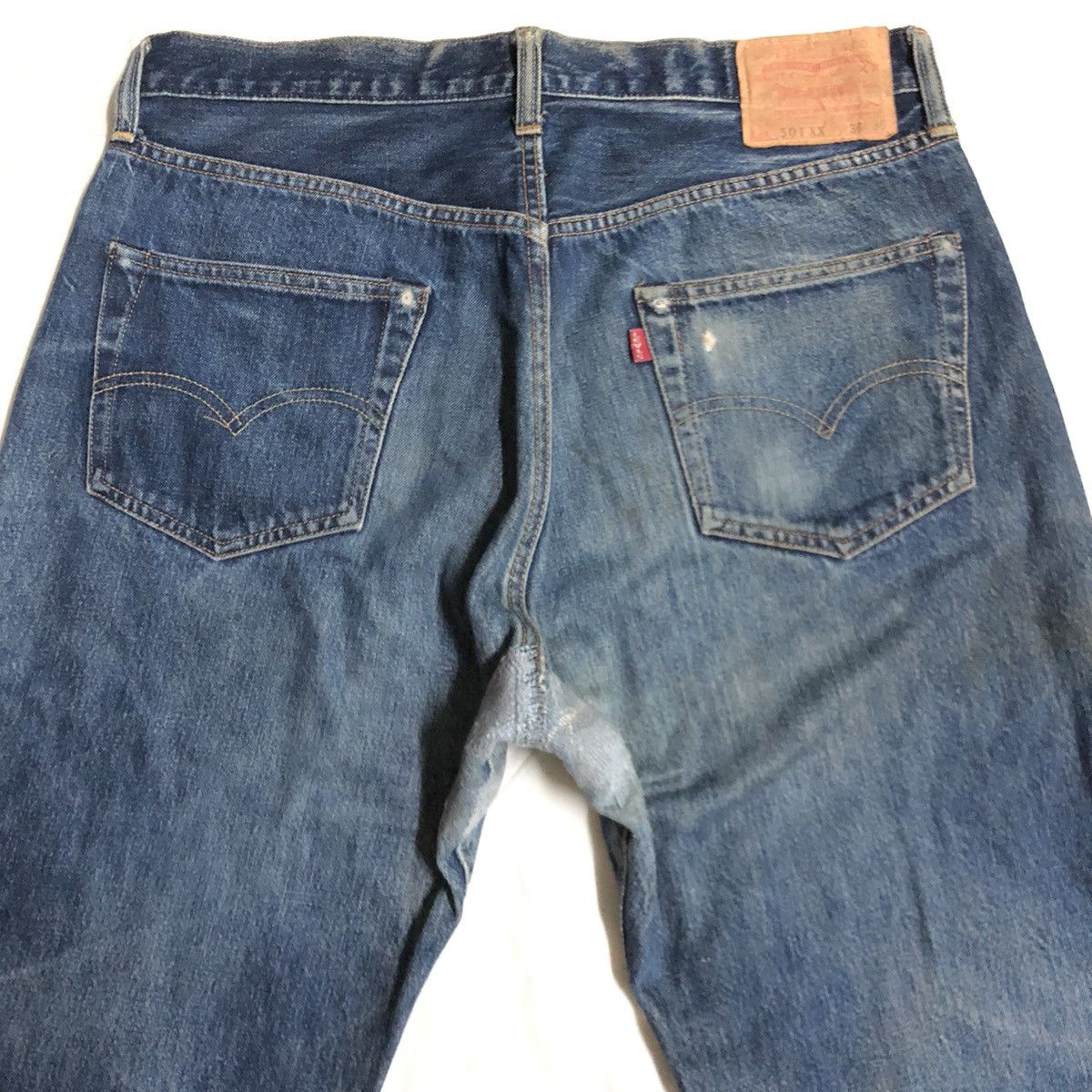 Levi's × Levi's Vintage Clothing Vintage Levi’s 501xx Capital ‘e’ Selvedge Denim Size US 33 - 15 Thumbnail