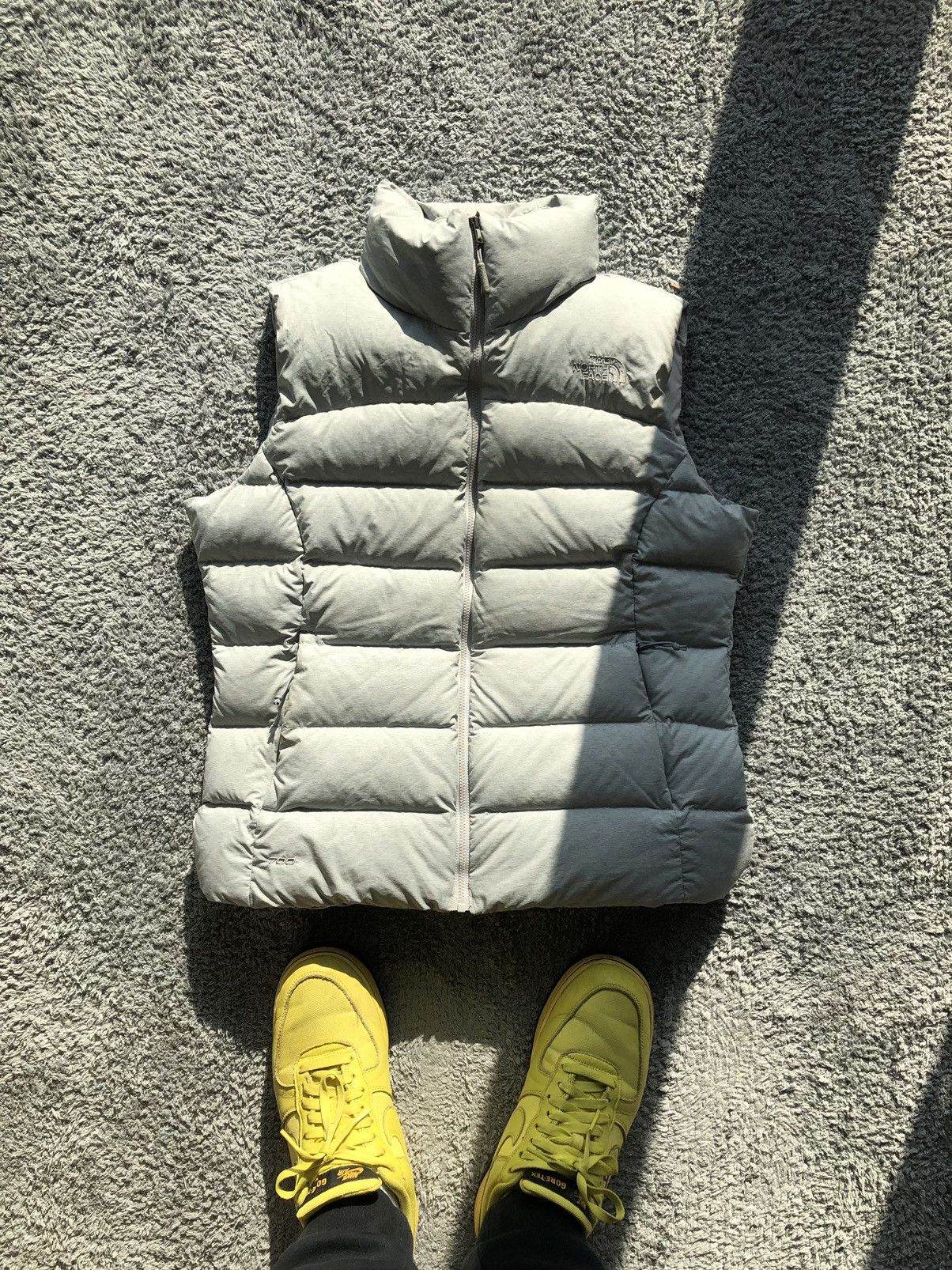 The North Face The North Face 700 vest vintage white rare Size M / US 6-8 / IT 42-44 - 1 Thumbnail