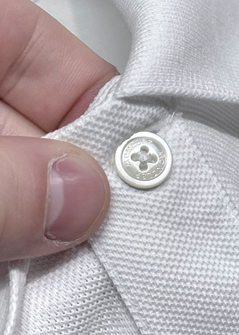 Moncler Moncler White Triple Logo Piqué Polo Size US M / EU 48-50 / 2 - 3 Thumbnail