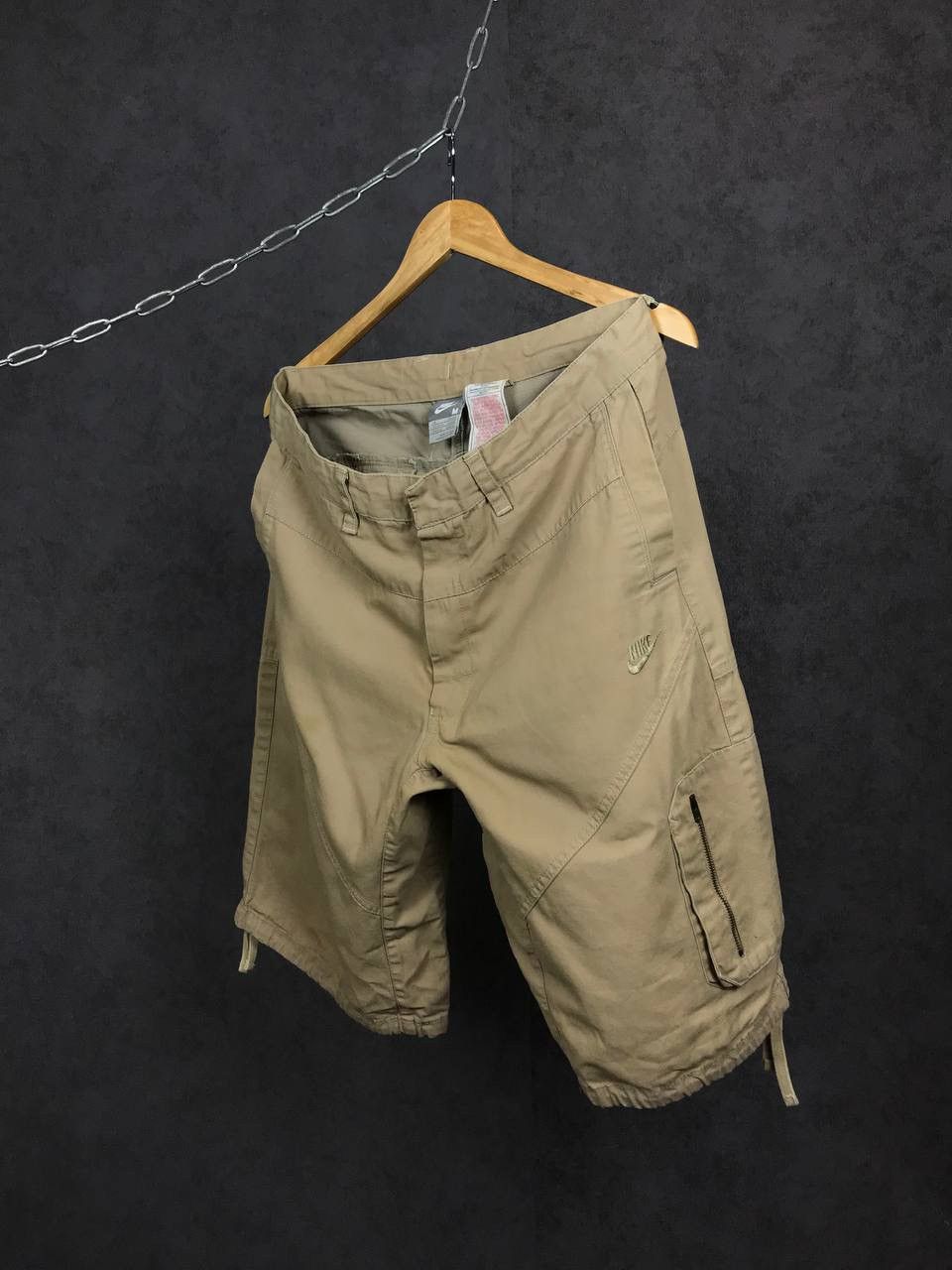 Vintage Nike swoosh streetwear vintage cargo shorts Size US 32 / EU 48 - 1 Thumbnail