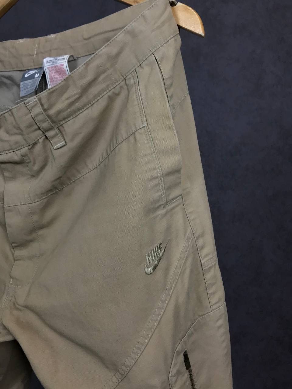 Vintage Nike swoosh streetwear vintage cargo shorts Size US 32 / EU 48 - 2 Thumbnail