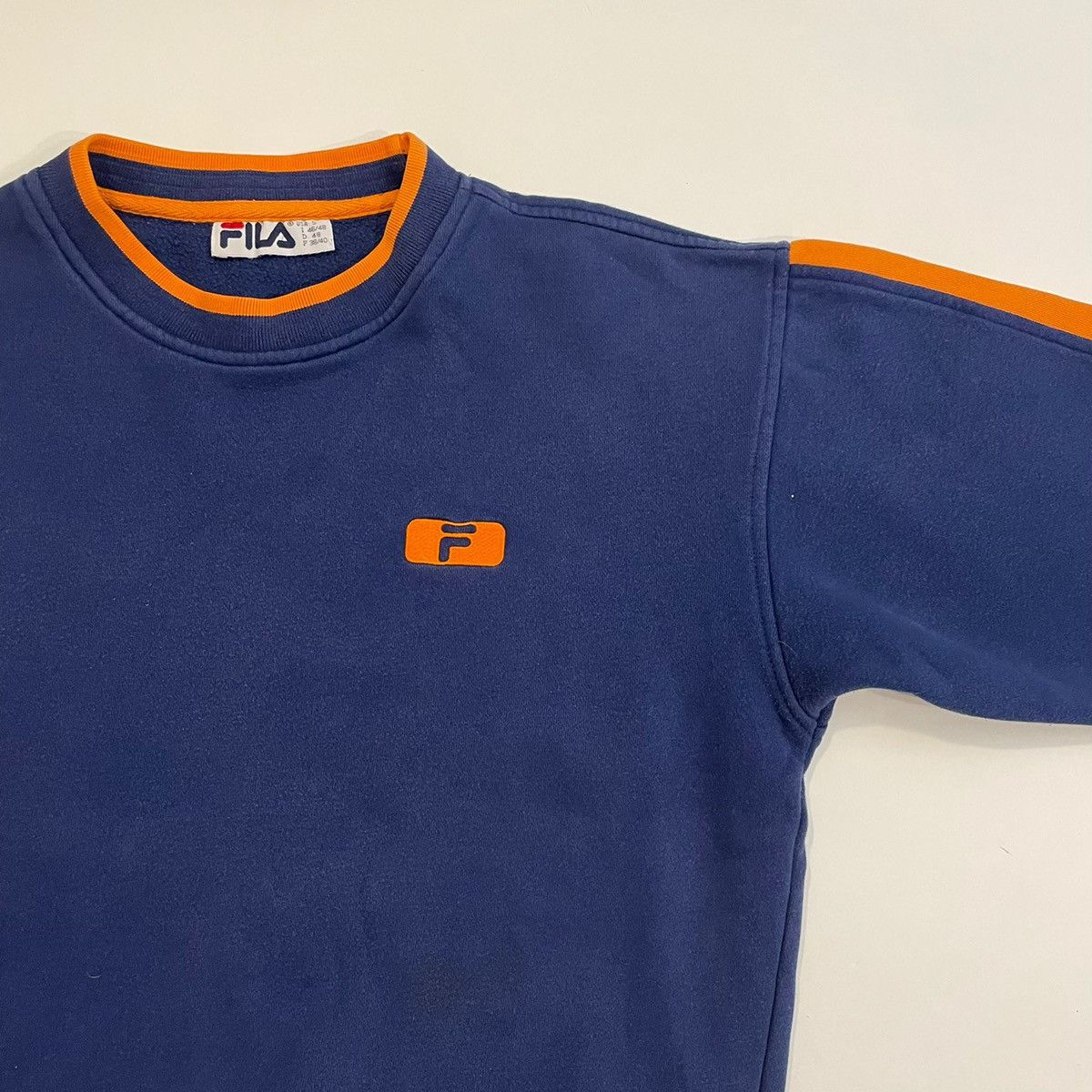 Fila sweatshirt navy orange vintage 90s boxy sportswear