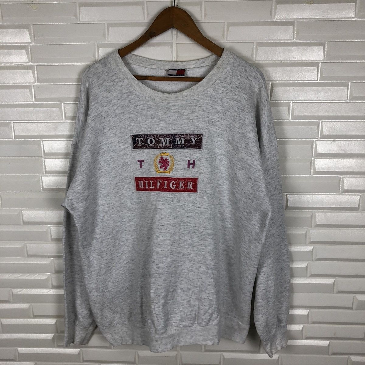 Tommy Hilfiger × Vintage TOMMY HILFIGER SWEATSHIRT VINTAGE Size US L / EU 52-54 / 3 - 2 Thumbnail
