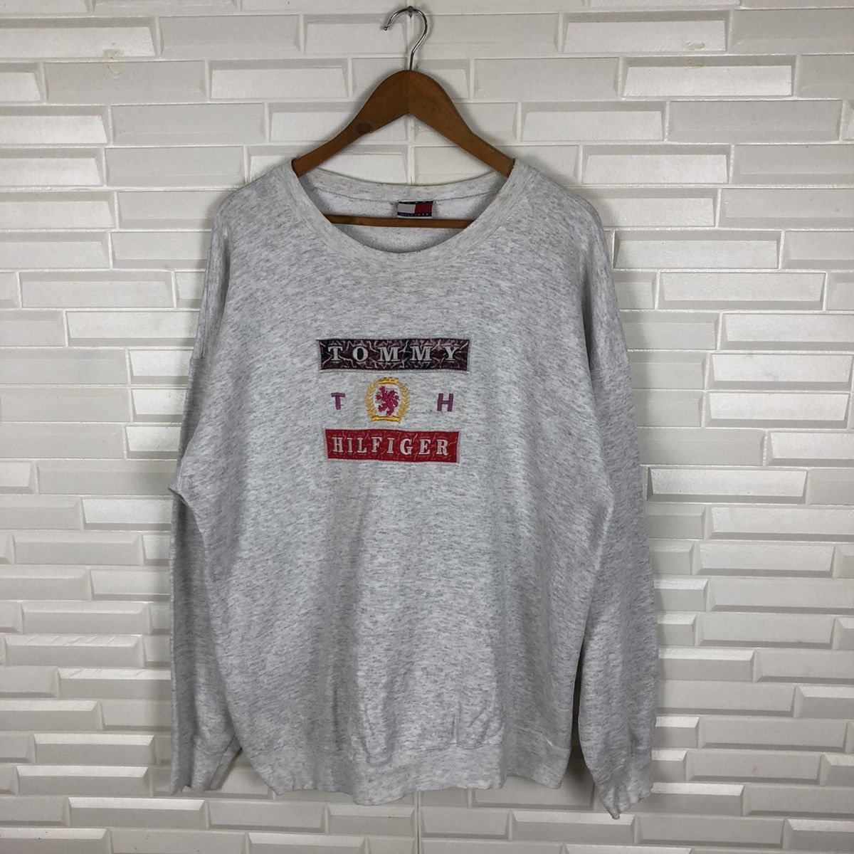 Tommy Hilfiger × Vintage TOMMY HILFIGER SWEATSHIRT VINTAGE Size US L / EU 52-54 / 3 - 1 Thumbnail