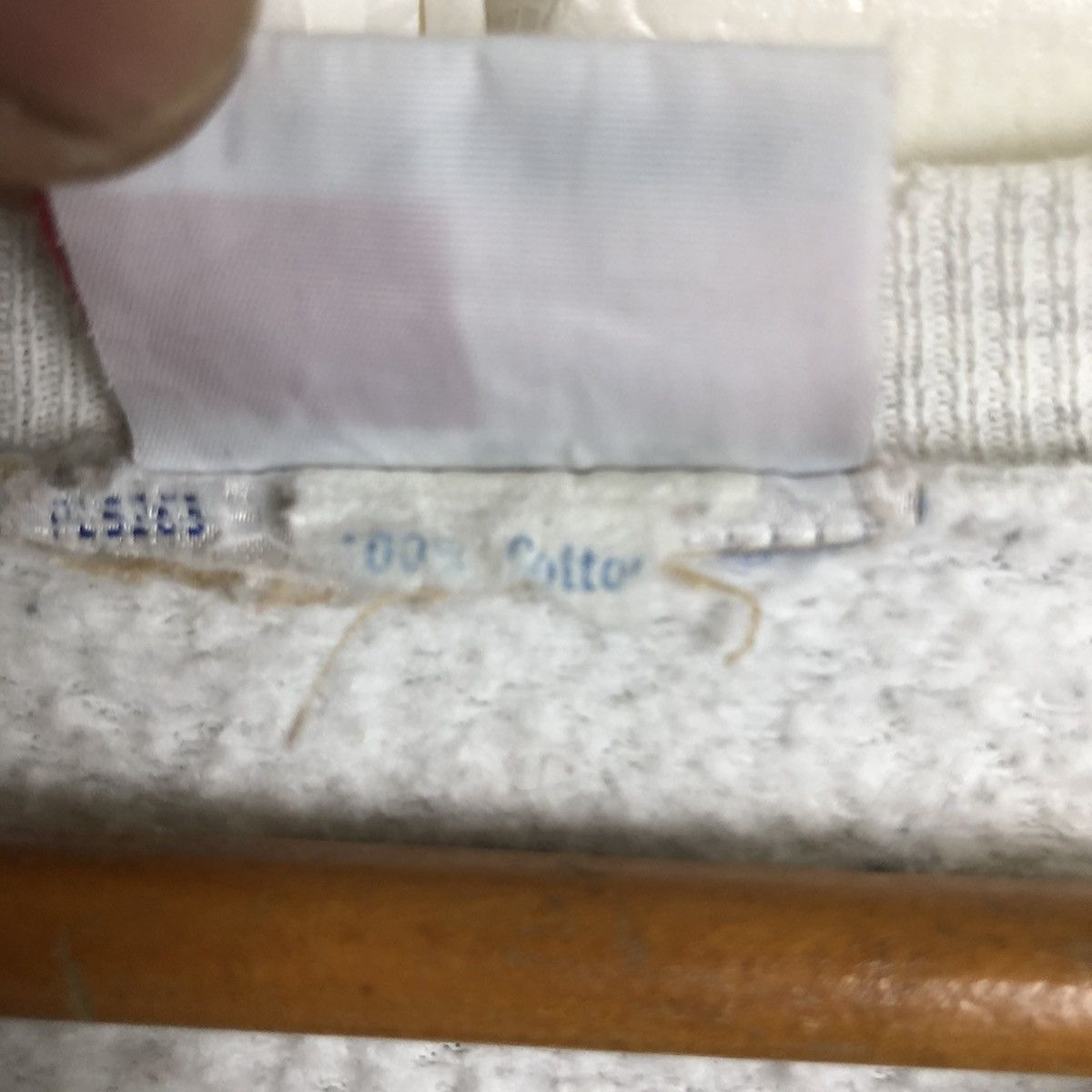 Tommy Hilfiger × Vintage TOMMY HILFIGER SWEATSHIRT VINTAGE Size US L / EU 52-54 / 3 - 7 Thumbnail