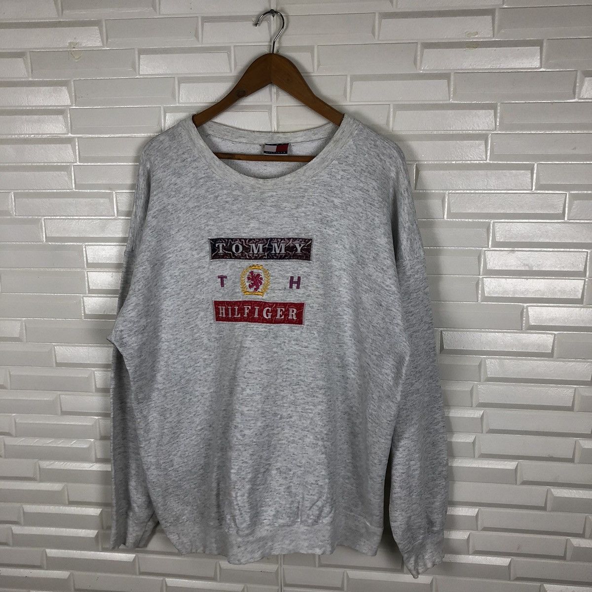 Tommy Hilfiger × Vintage TOMMY HILFIGER SWEATSHIRT VINTAGE Size US L / EU 52-54 / 3 - 3 Thumbnail
