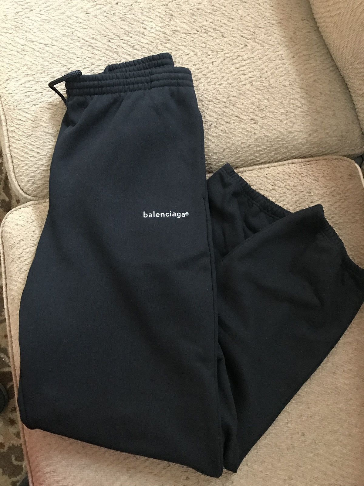 Balenciaga Balenciaga Sweatpants Size US 34 / EU 50 - 1 Thumbnail