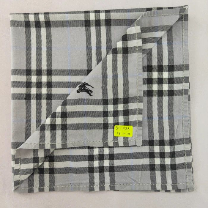 Burberry × Vintage Handkerchief/ Neckerchief/ Bandana - 3F1938 Size ONE SIZE - 2 Thumbnail