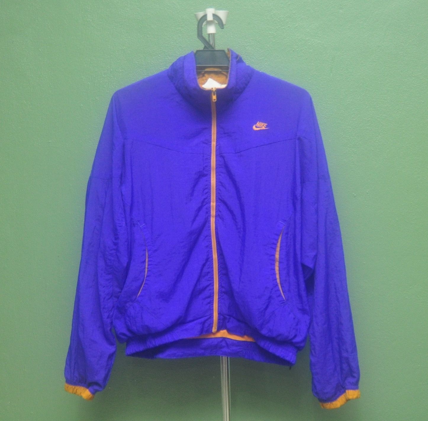 Japanese Brand × Nike × Vintage Vintage Nike Windbreaker Sweater Travis Scott Fashion Style Size US M / EU 48-50 / 2 - 1 Thumbnail