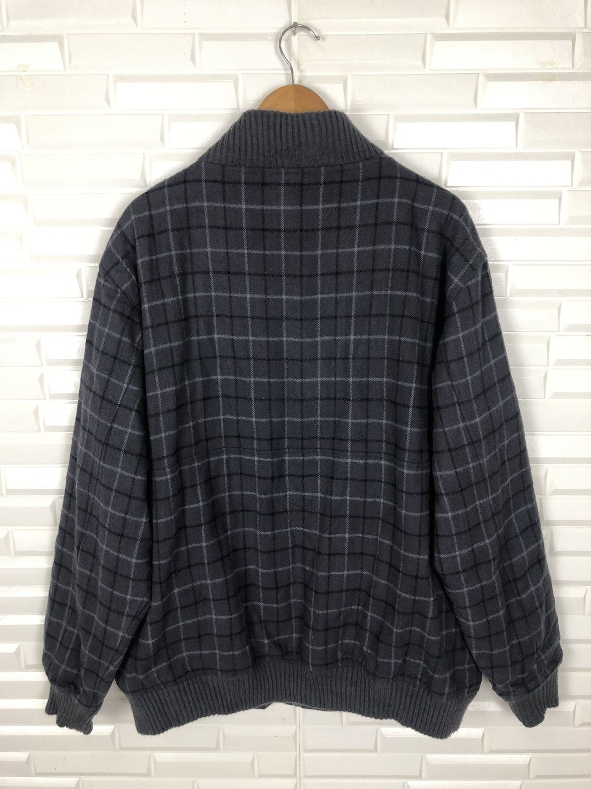 Vintage × Woolrich Woolen Mills WOOLRICH THE ORIGINAL OUTDOOR TARTAN JACKET Size US XL / EU 56 / 4 - 6 Thumbnail