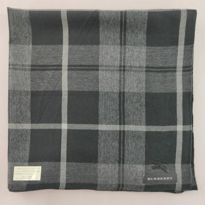 Burberry New Handkerchief/ Neckerchief/ Bandana - 3F2177 Size ONE SIZE - 4 Thumbnail