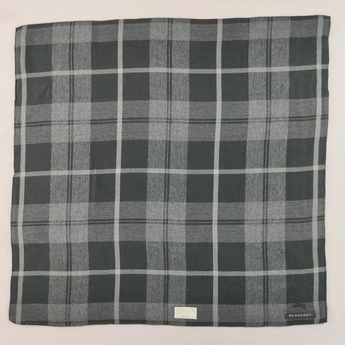 Burberry New Handkerchief/ Neckerchief/ Bandana - 3F2177 Size ONE SIZE - 3 Thumbnail